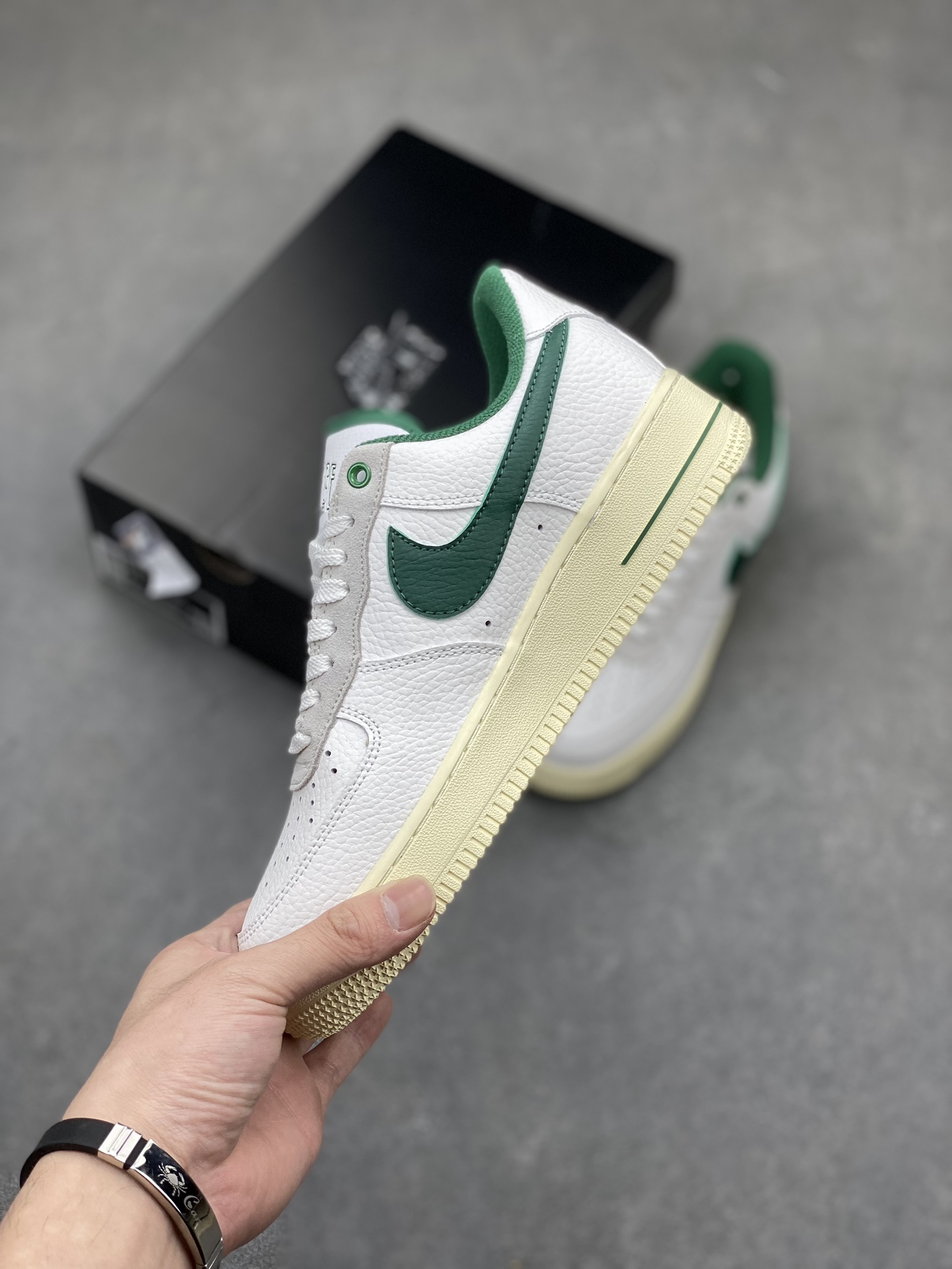 Nike Air Force 1 '07 Low White/Forest Green Men's Sneakers DR0148-102 4 i1715286860 6602 2