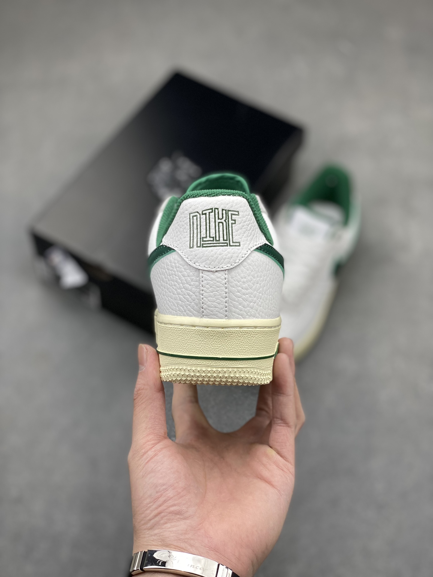 Nike Air Force 1 '07 Low White/Forest Green Men's Sneakers DR0148-102 5 i1715286860 7872 4
