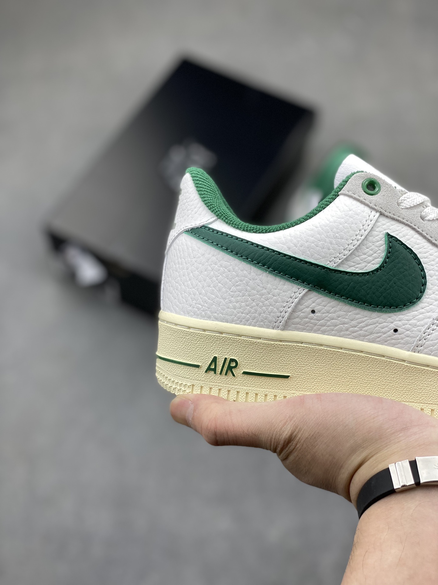 Nike Air Force 1 '07 Low White/Forest Green Men's Sneakers DR0148-102 6 i1715286860 9802 8