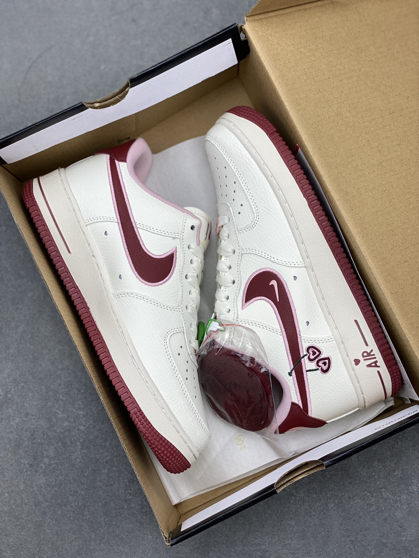 Nike Air Force 1 Low Cherry FD4616-161 - Premium Quality & Comfort 10 i1715287056 5511 5