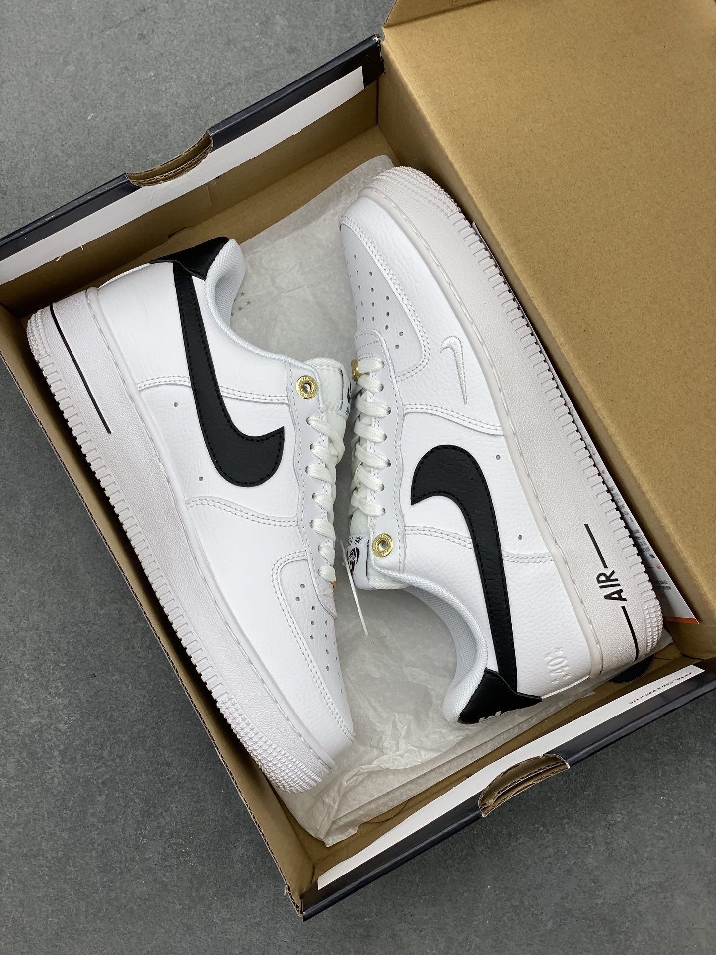 Nike Air Force 1 Low 40th Anniversary White Black (DQ7658-100) 10 i1715373093 6025 8