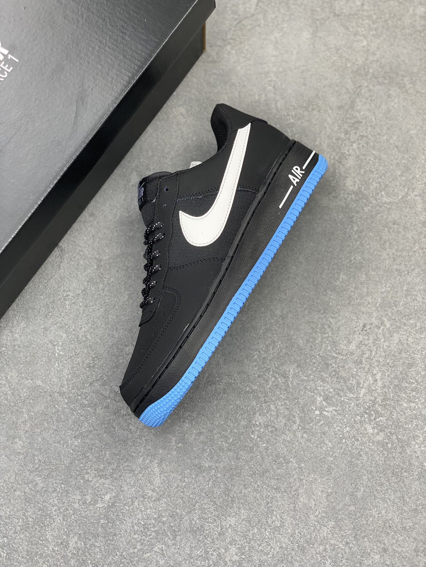 Nike Air Force 1 '07 Low Black/White Casual Sneakers DB4109-001 8 i1715460127 2989 8