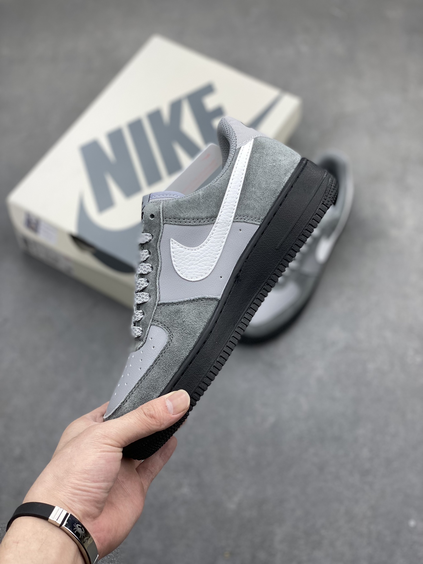 Nike Air Force 1 Low Casual Shoes Versatile Sneakers CW7581-009 4 i1715460362 4423 2