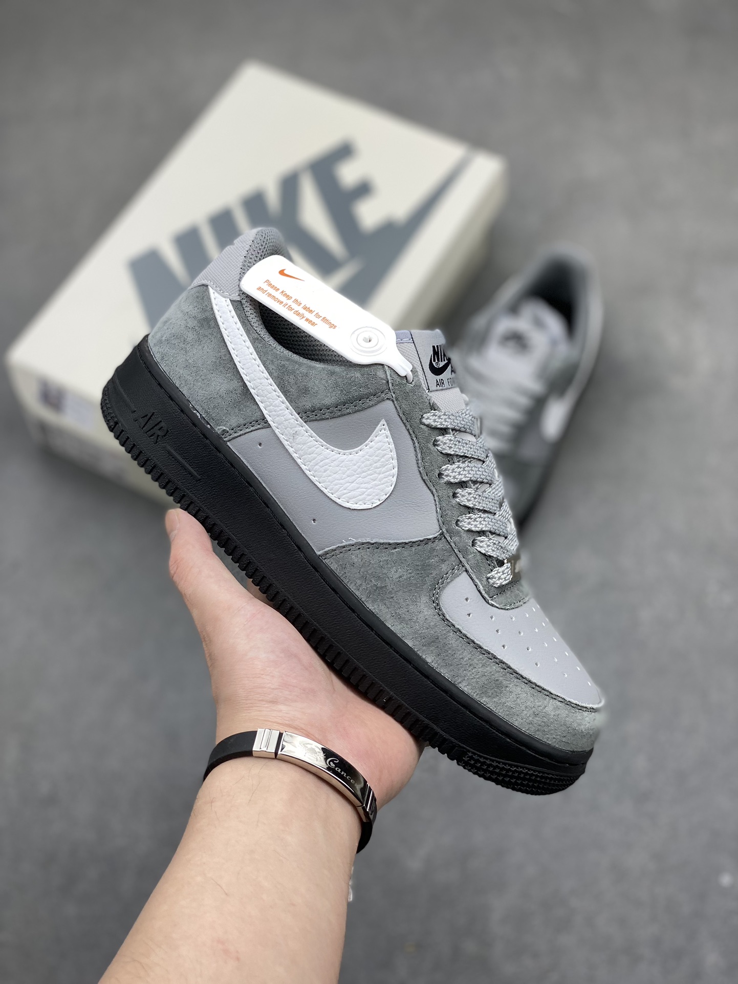Nike Air Force 1 Low Casual Shoes Versatile Sneakers CW7581-009 2 i1715460363 4933 4