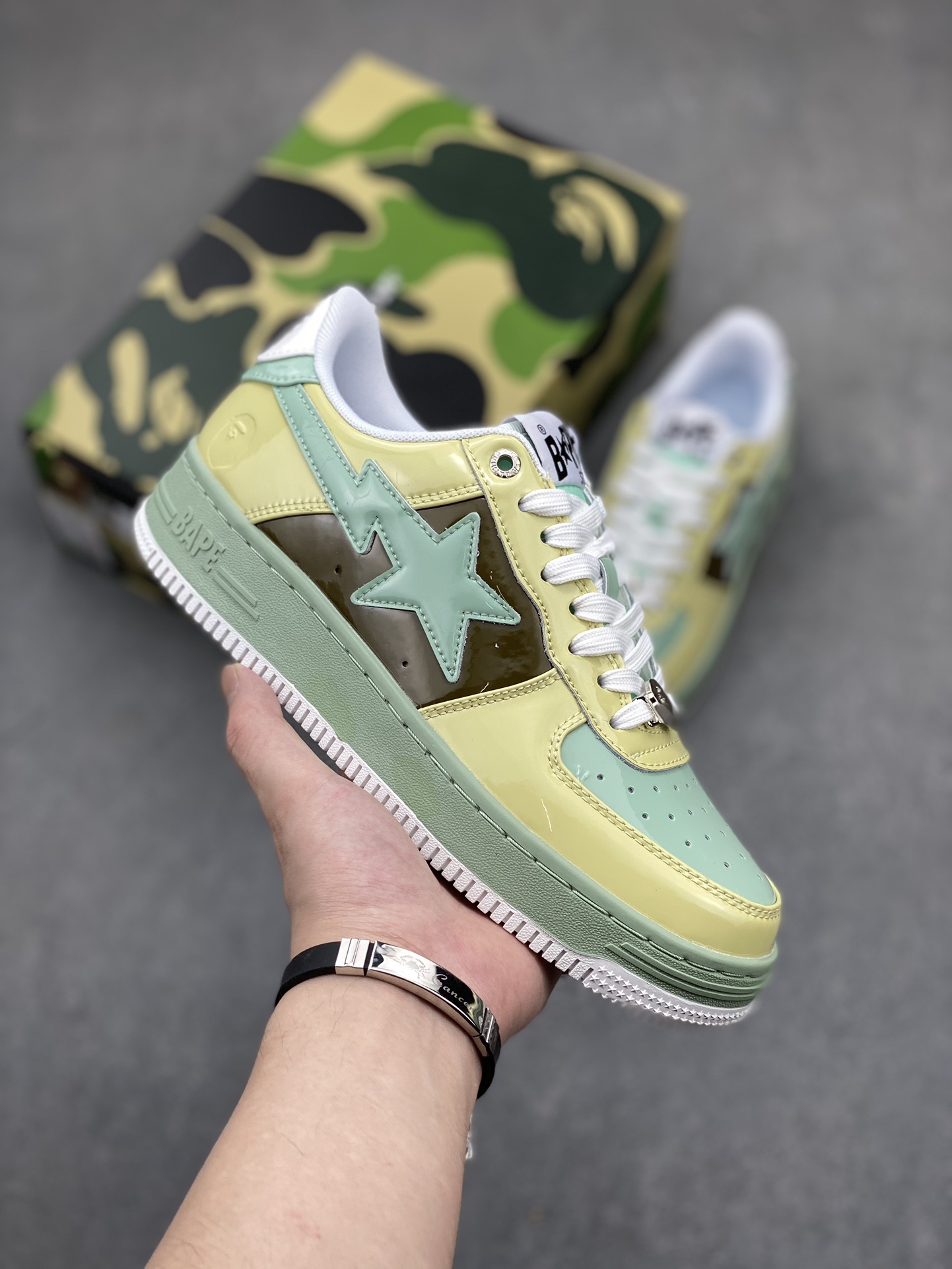 Bape Sk8 Sta To Nigo Low-Top Sneakers - Classic Design, Supreme Comfort 2 i1715460420 1544 4