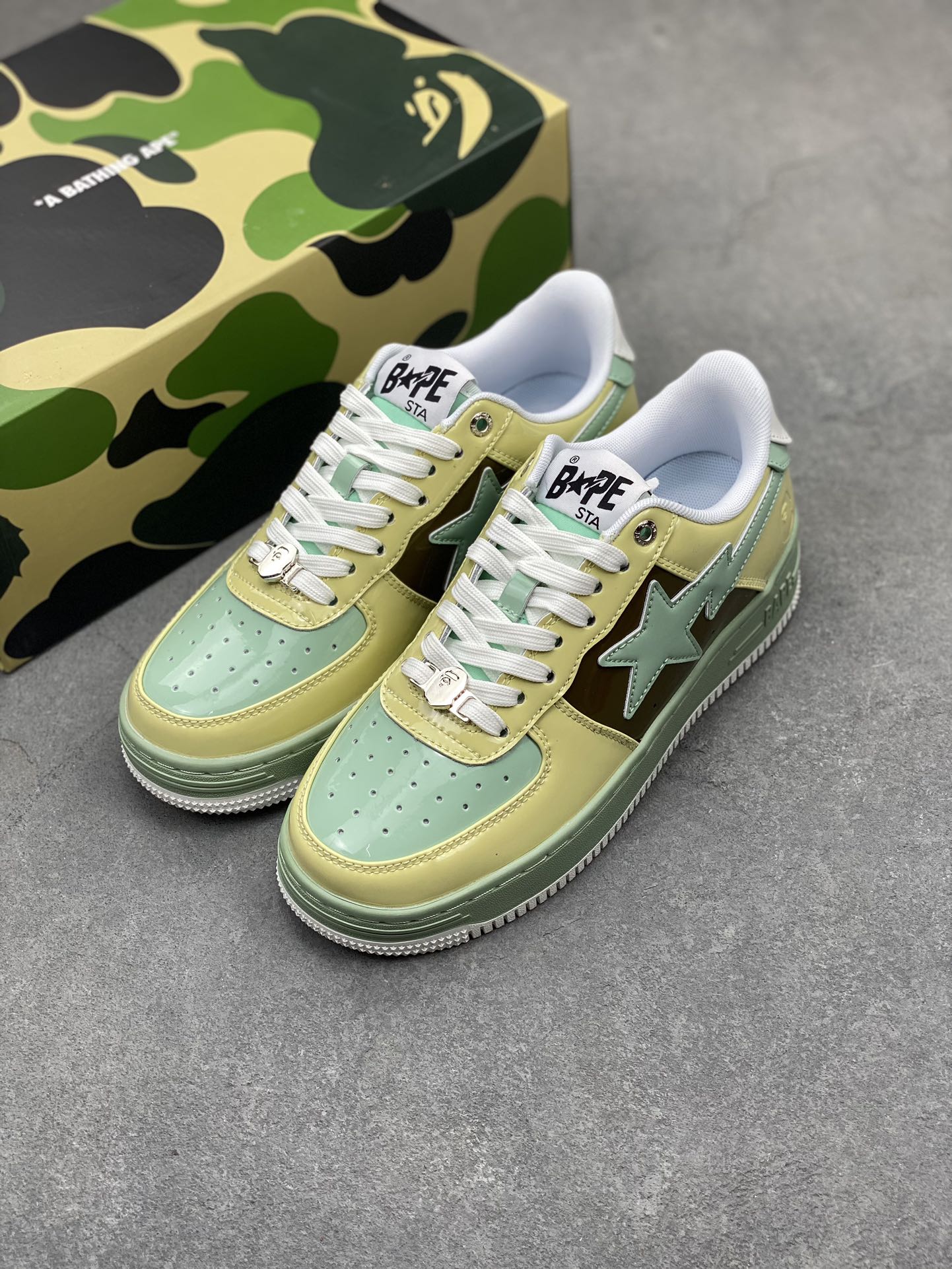 Bape Sk8 Sta To Nigo Low-Top Sneakers - Classic Design, Supreme Comfort 9 i1715460420 6913 6