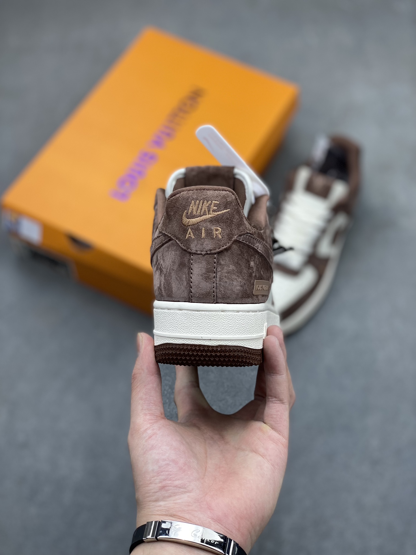 Nike Air Force 1 '07 Low "Louis Vuitton" Chocolate Brown Sneakers 5 i1715460602 7052 6