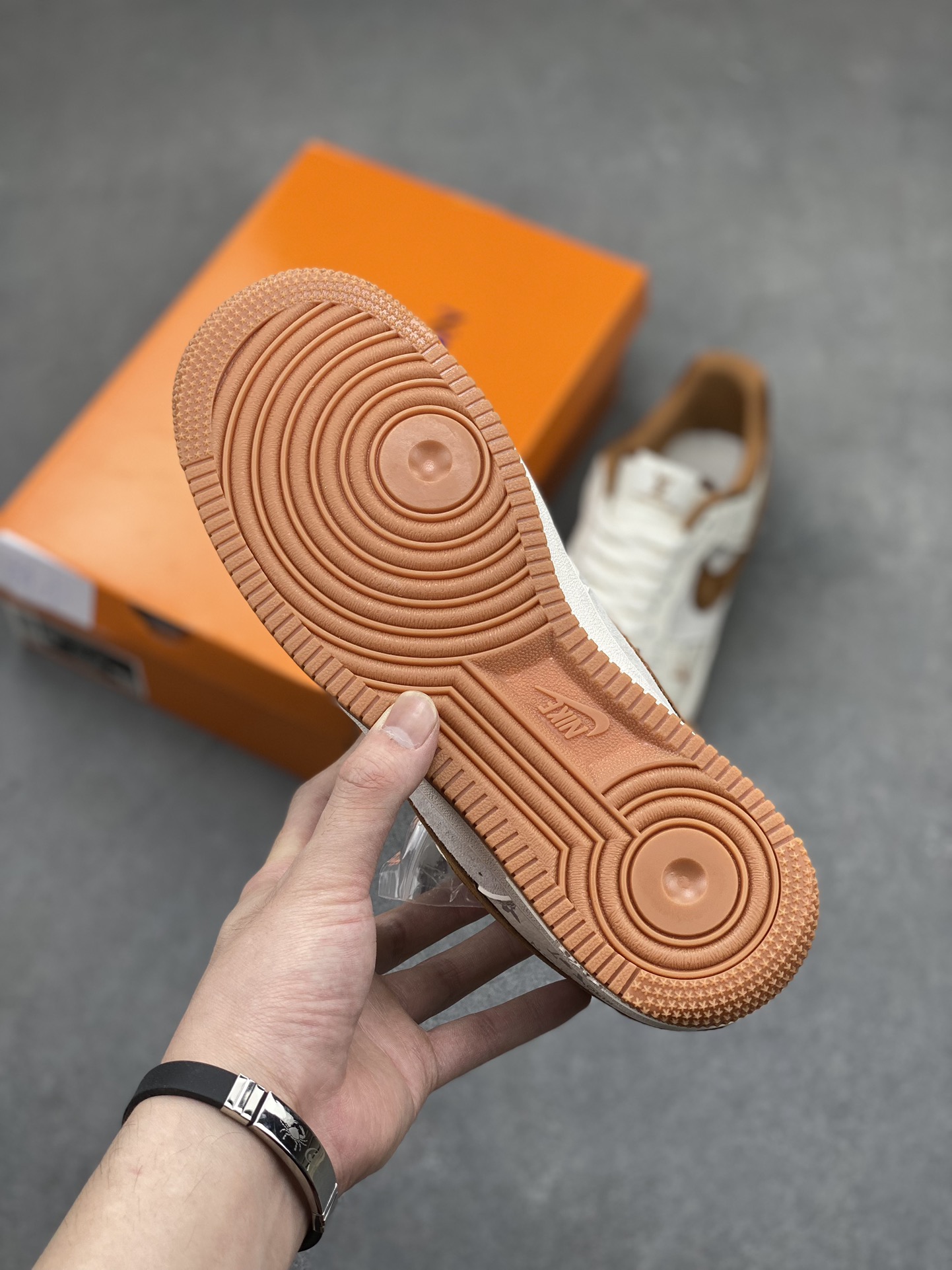 Nike Air Force 1 Low Louis Vuitton Collab Sneakers - Brown/Beige, Limited 7 i1715460640 2501 0