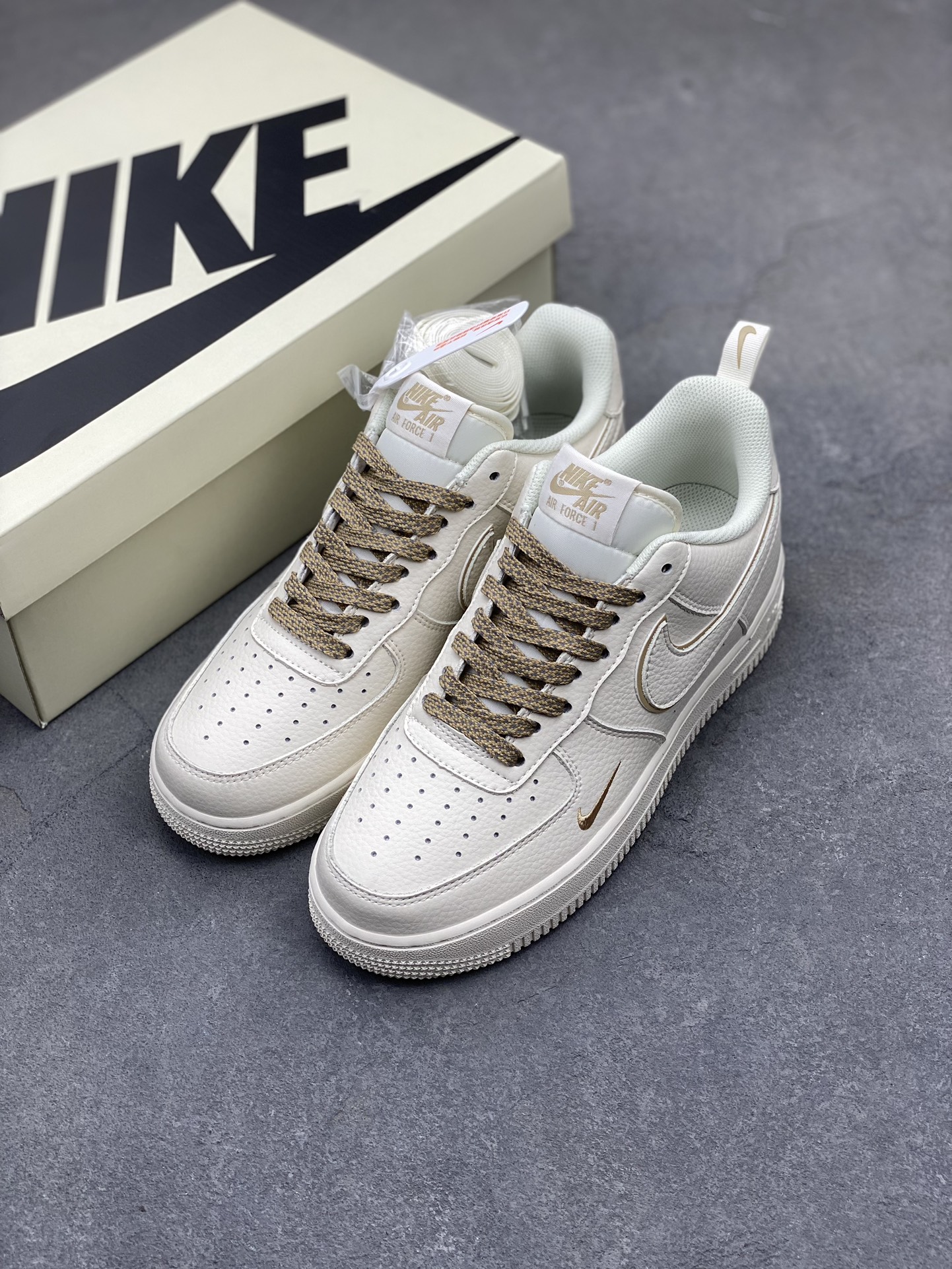 Nike Air Force 1 Low '07 'Classic Khaki' Casual Sneakers MJ0319-027 9 i1715718062 7969 0