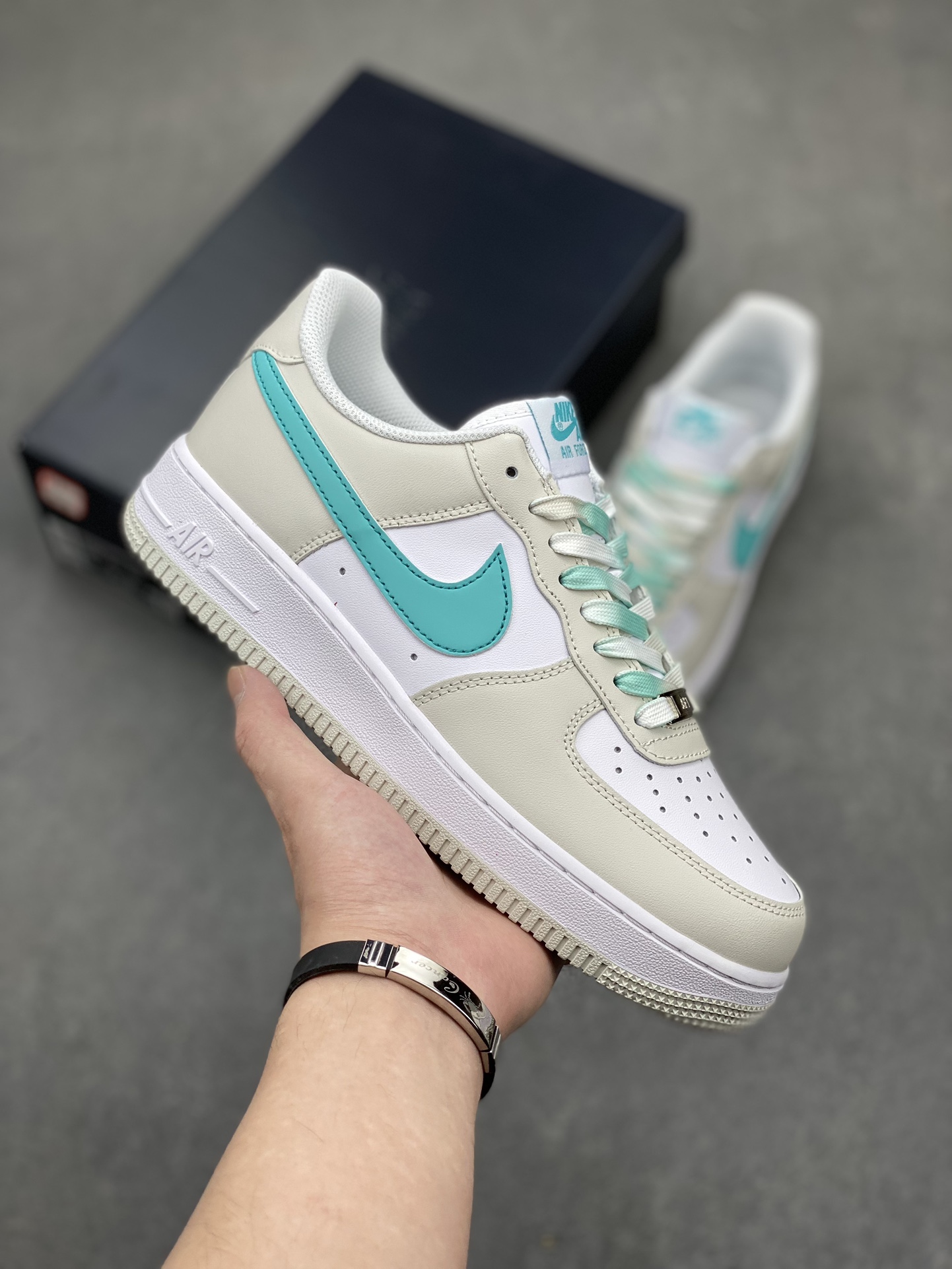 Nike Air Force 1 Low '07 Blue Gradient Sneakers - Original Version 2 i1715804397 8254 0