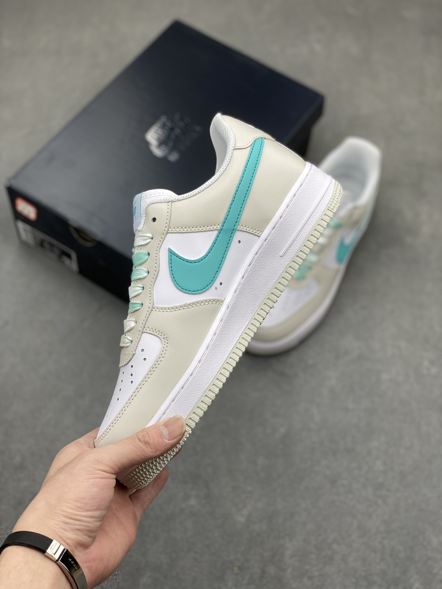 Nike Air Force 1 Low '07 Blue Gradient Sneakers - Original Version 4 i1715804397 9432 0