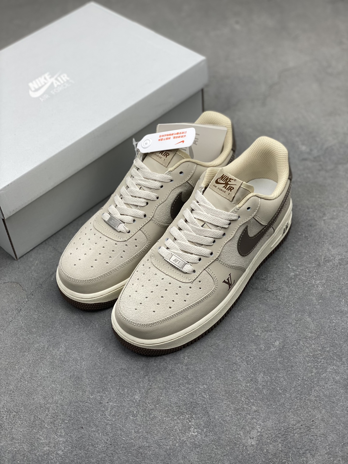 Nike Air Force 1 '07 Low Louis Vuitton Collab Sneakers - Grey/Brown 9 i1715883351 8080 0