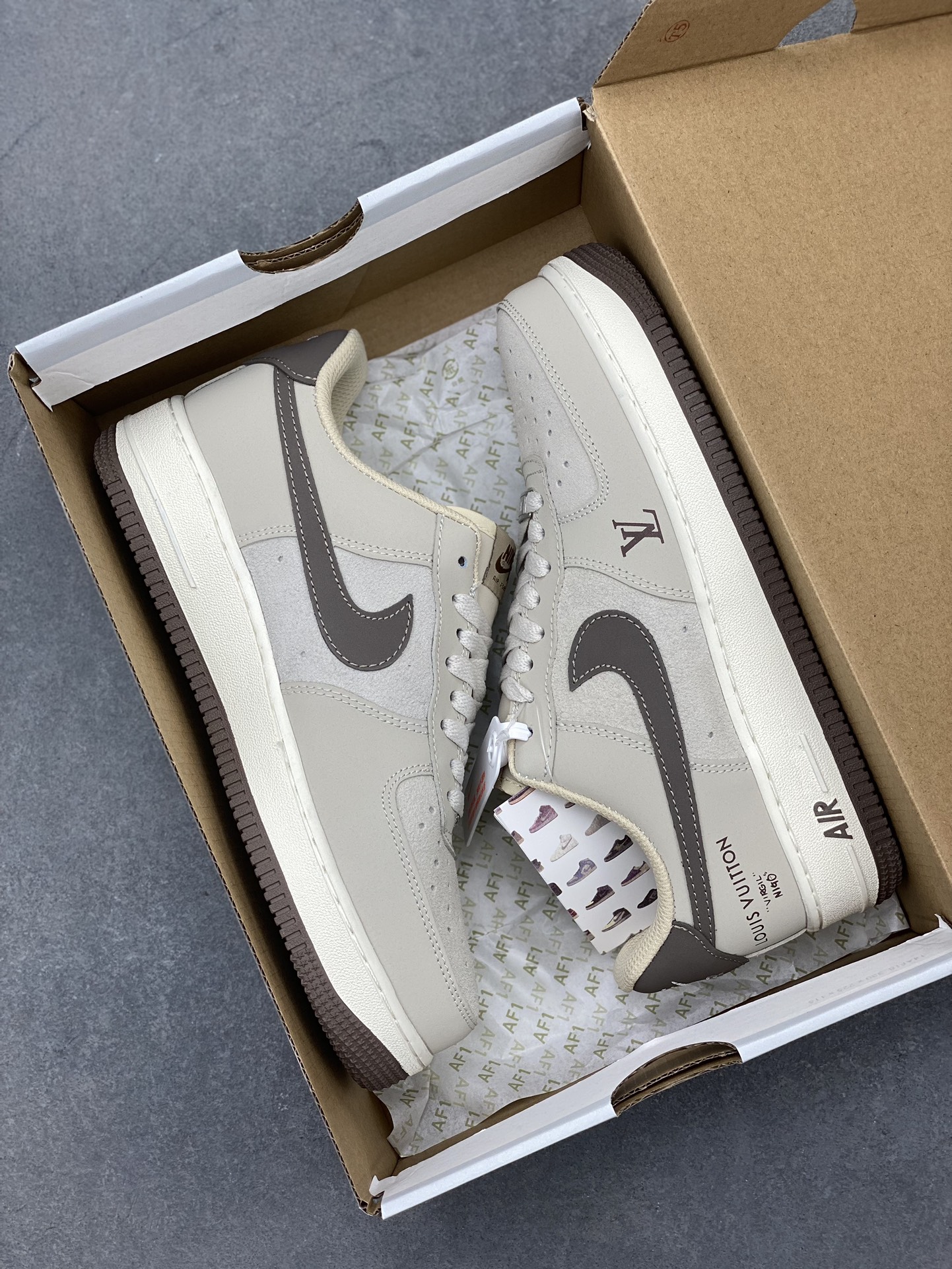 Nike Air Force 1 '07 Low Louis Vuitton Collab Sneakers - Grey/Brown 10 i1715883352 983 0