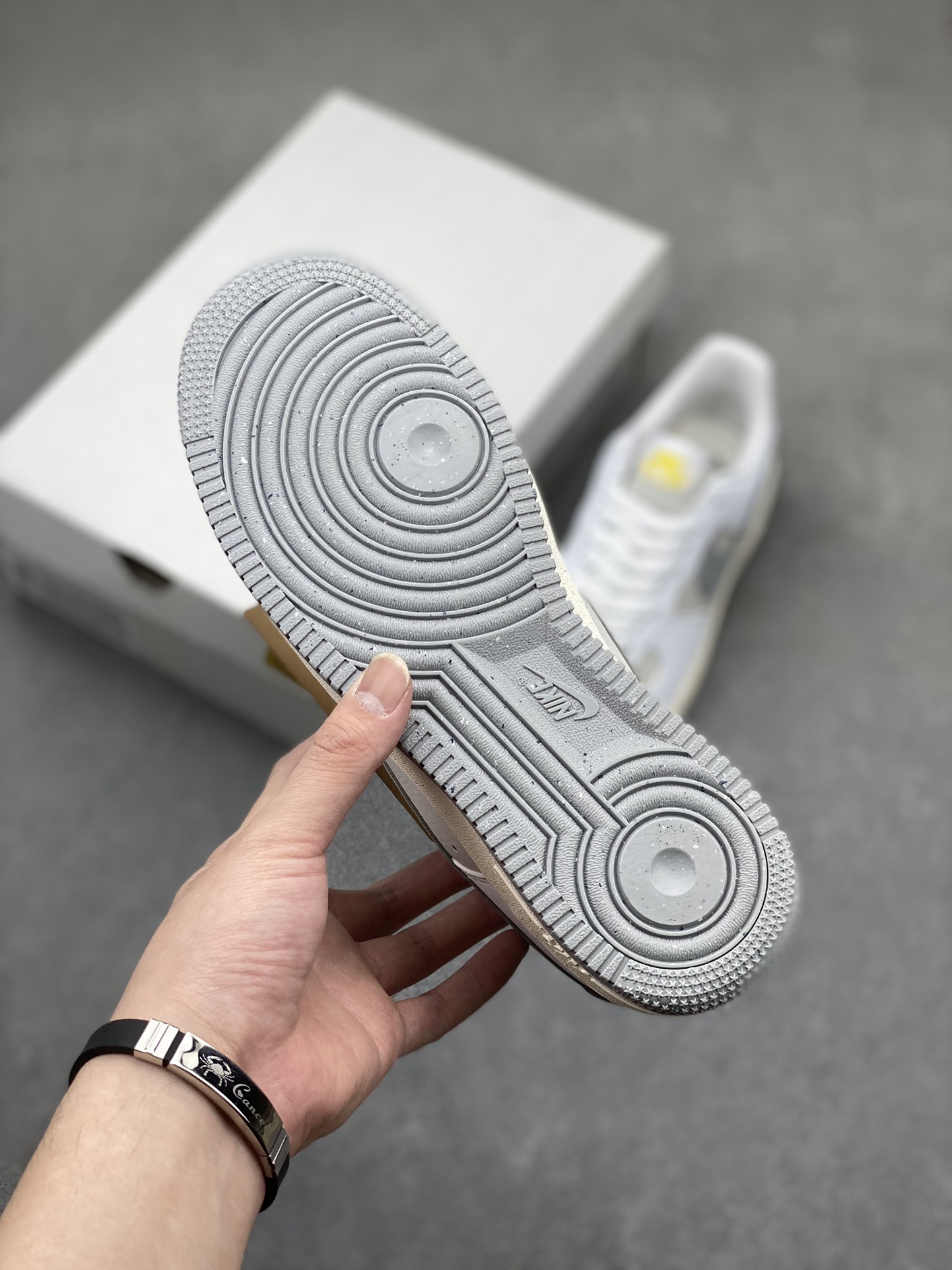 Nike Air Force 1 '07 Low Casual Sneakers - FZ4620-100 7 i1715975214 7348 4
