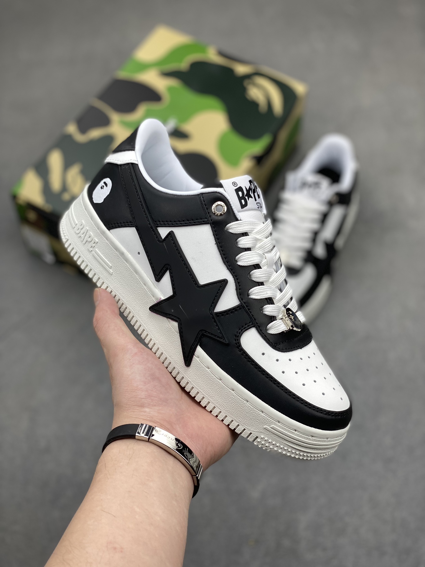 Bape Sk8 Sta To Nigo Low-Top Sneakers - Classic Design, Comfortable Fit 2 i1716059694 3236 0