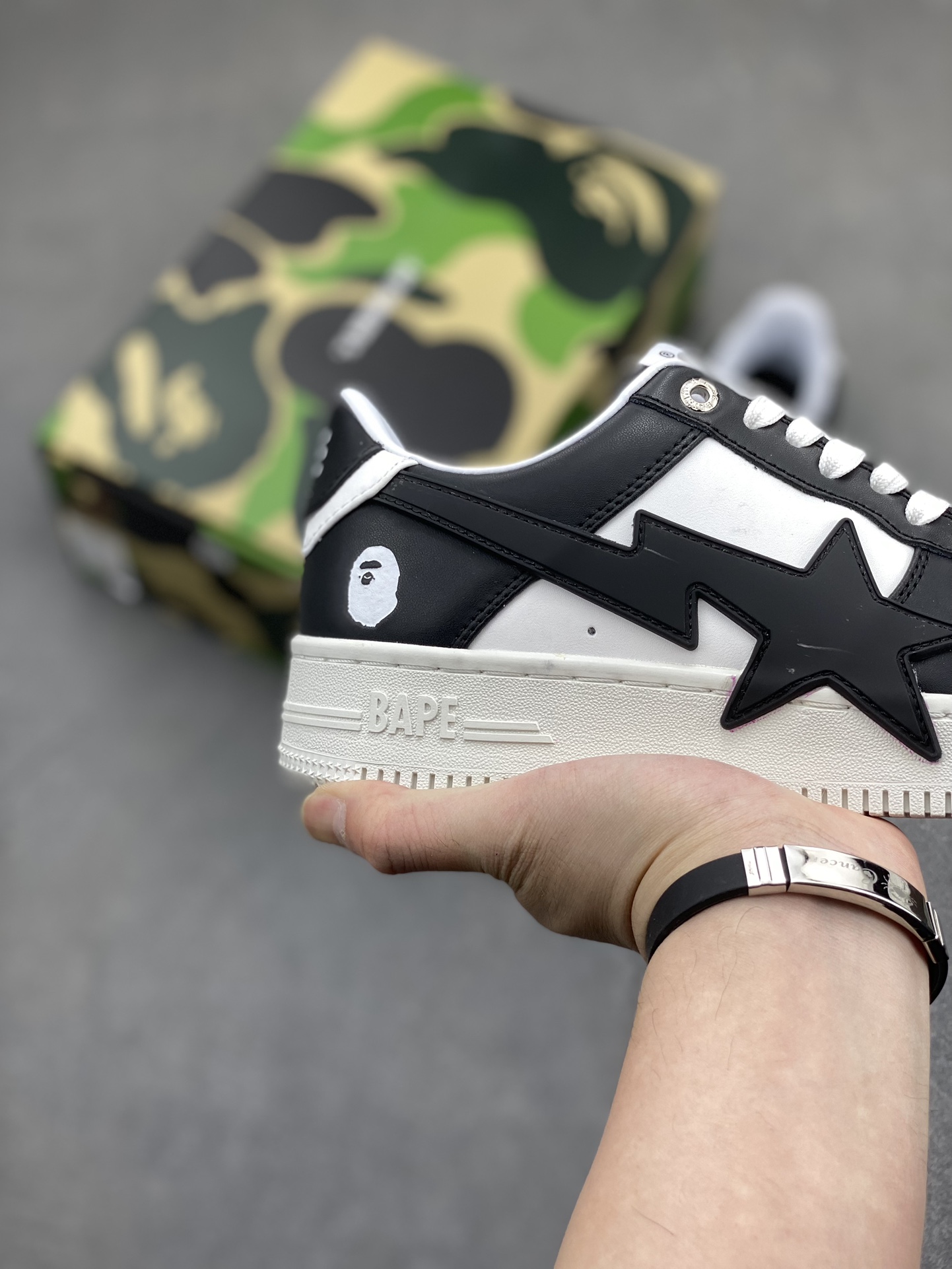 Bape Sk8 Sta To Nigo Low-Top Sneakers - Classic Design, Comfortable Fit 6 i1716059695 2890 0