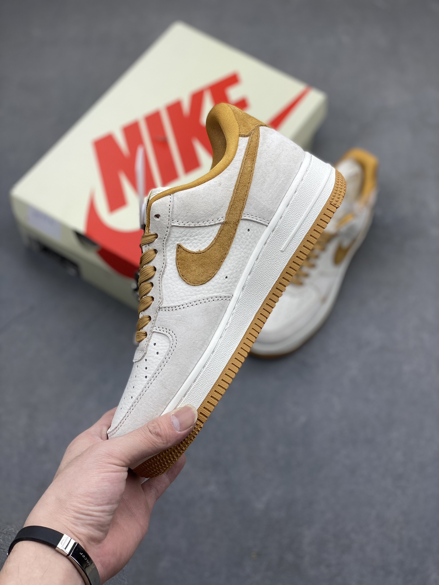 Nike Air Force 1 '07 Low Stussy Collab Wheat Gold Casual Sneakers 4 i1716059756 1902 2