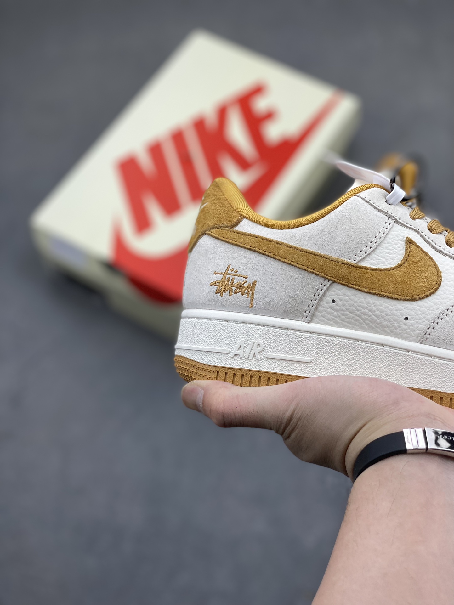 Nike Air Force 1 '07 Low Stussy Collab Wheat Gold Casual Sneakers 6 i1716059756 6868 3