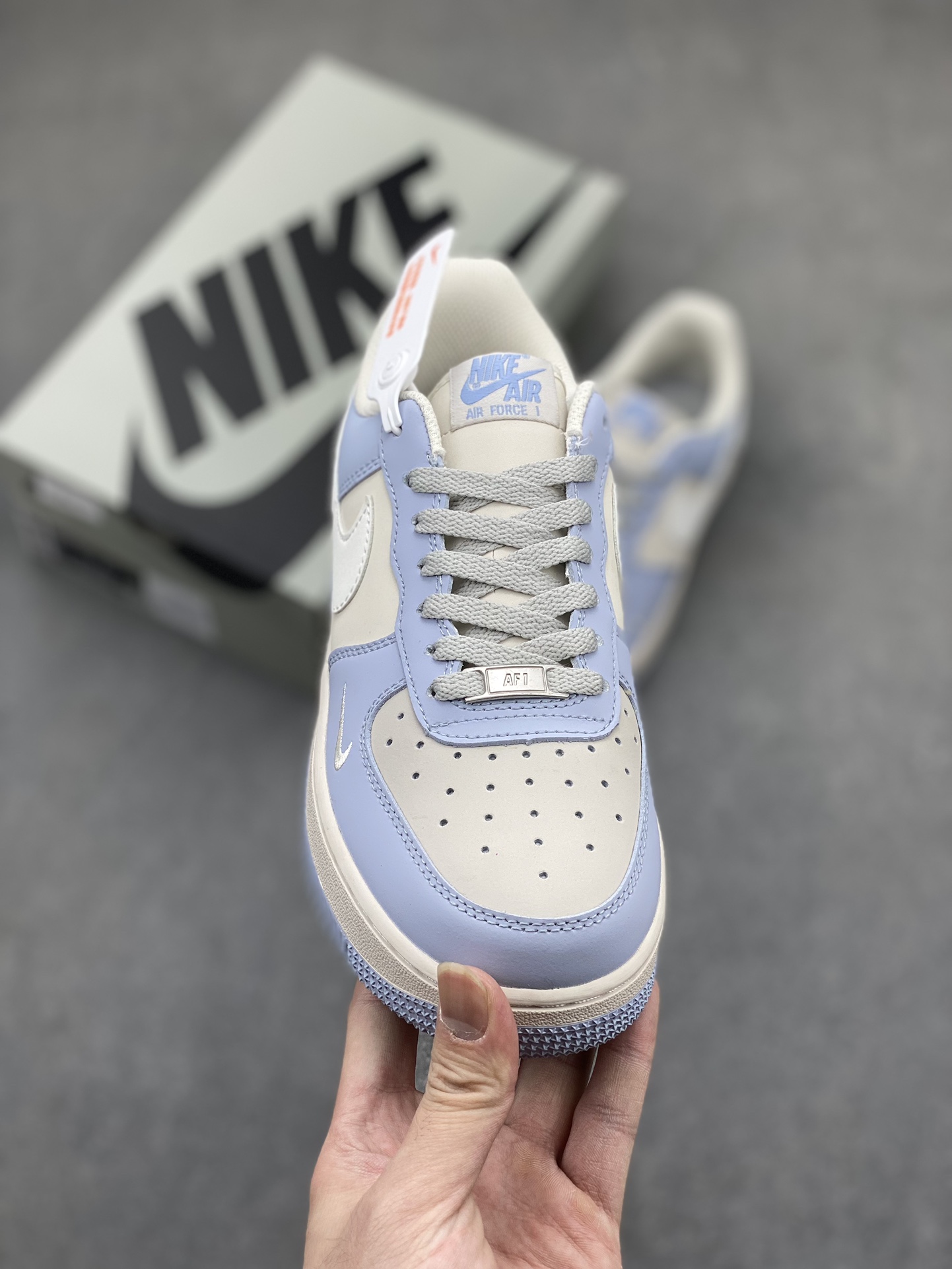 Nike Air Force 1 '07 Low 'Blue' 3 i1716059999 1835 0