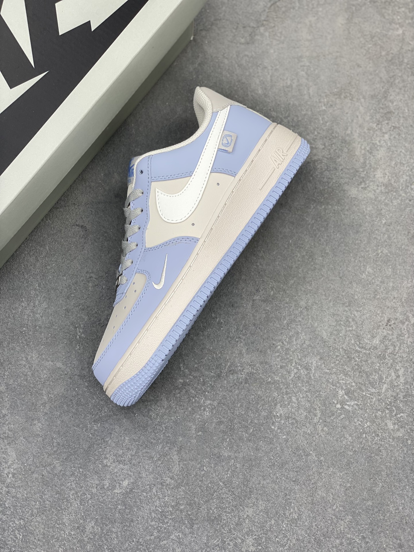 Nike Air Force 1 '07 Low 'Blue' 8 i1716059999 8116 0