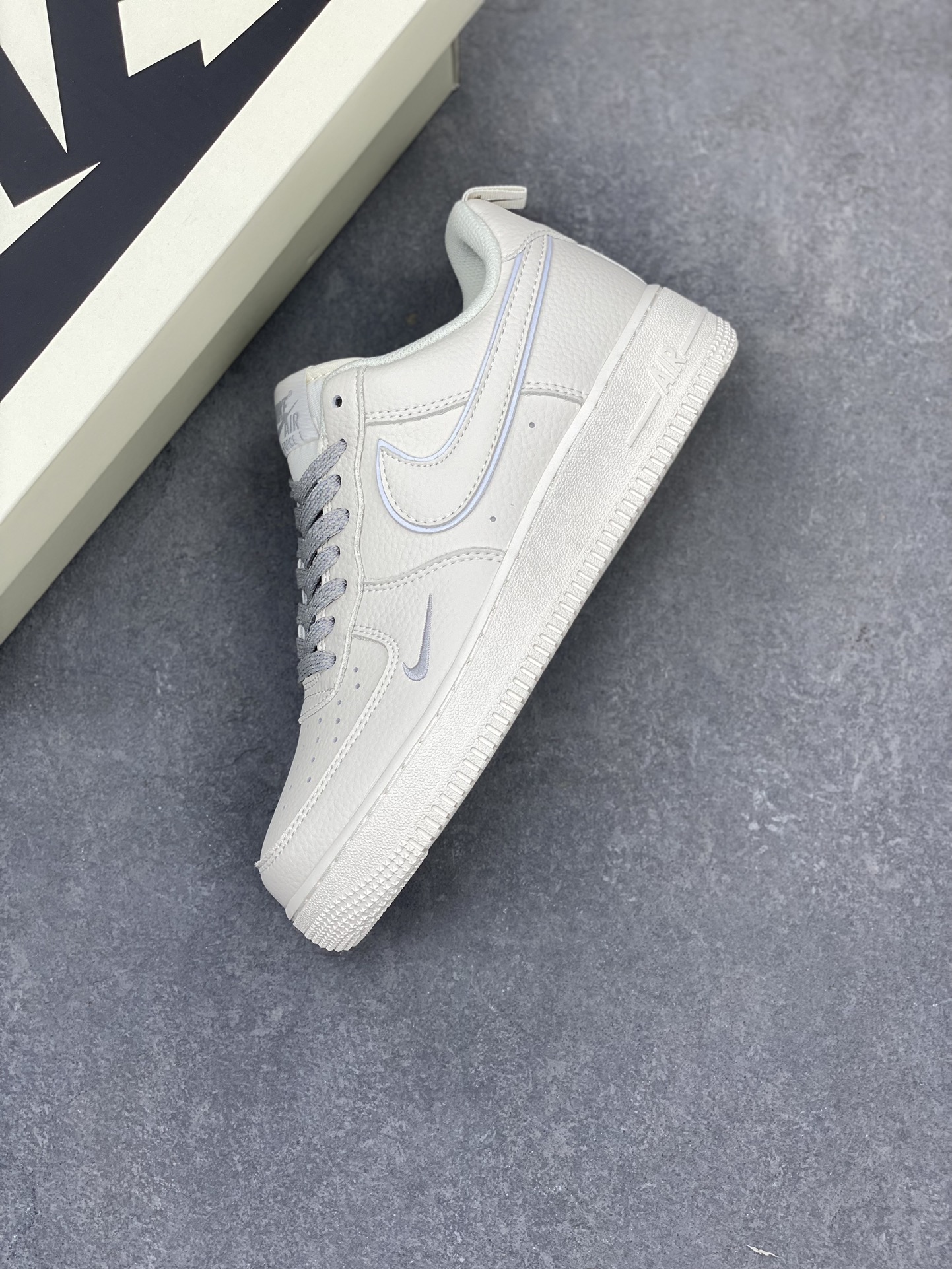 Nike Air Force 1 Low '07 Classic Grey Silver - Reflective Casual Shoes 8 i1716060075 9122 0