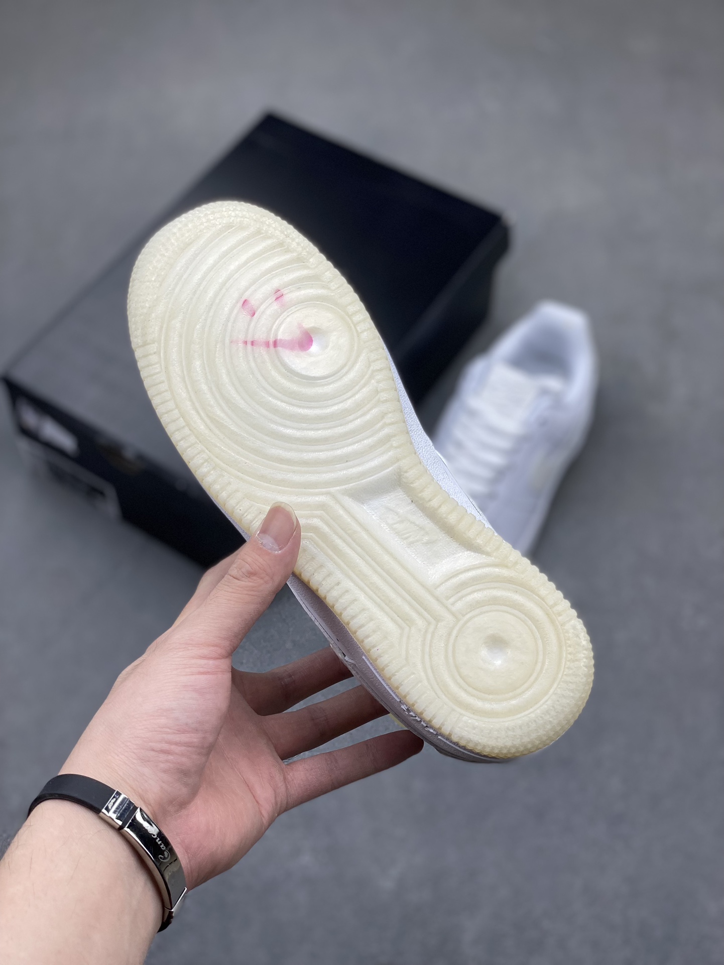Nike Air Force 1 '07 Low 'Color Changing' White Sneakers FZ5531-111 7 i1716060618 4431 0