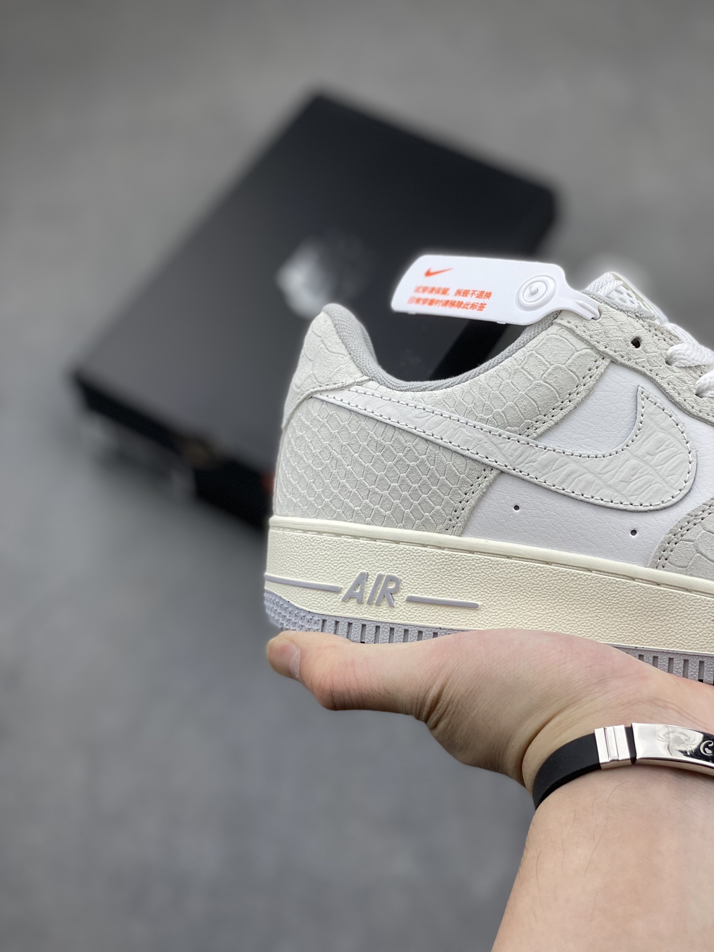 Nike Air Force 1 '07 Low - Versatile & Comfortable Fashion Sneakers - DX2678-100 6 i1716236600 8407 0