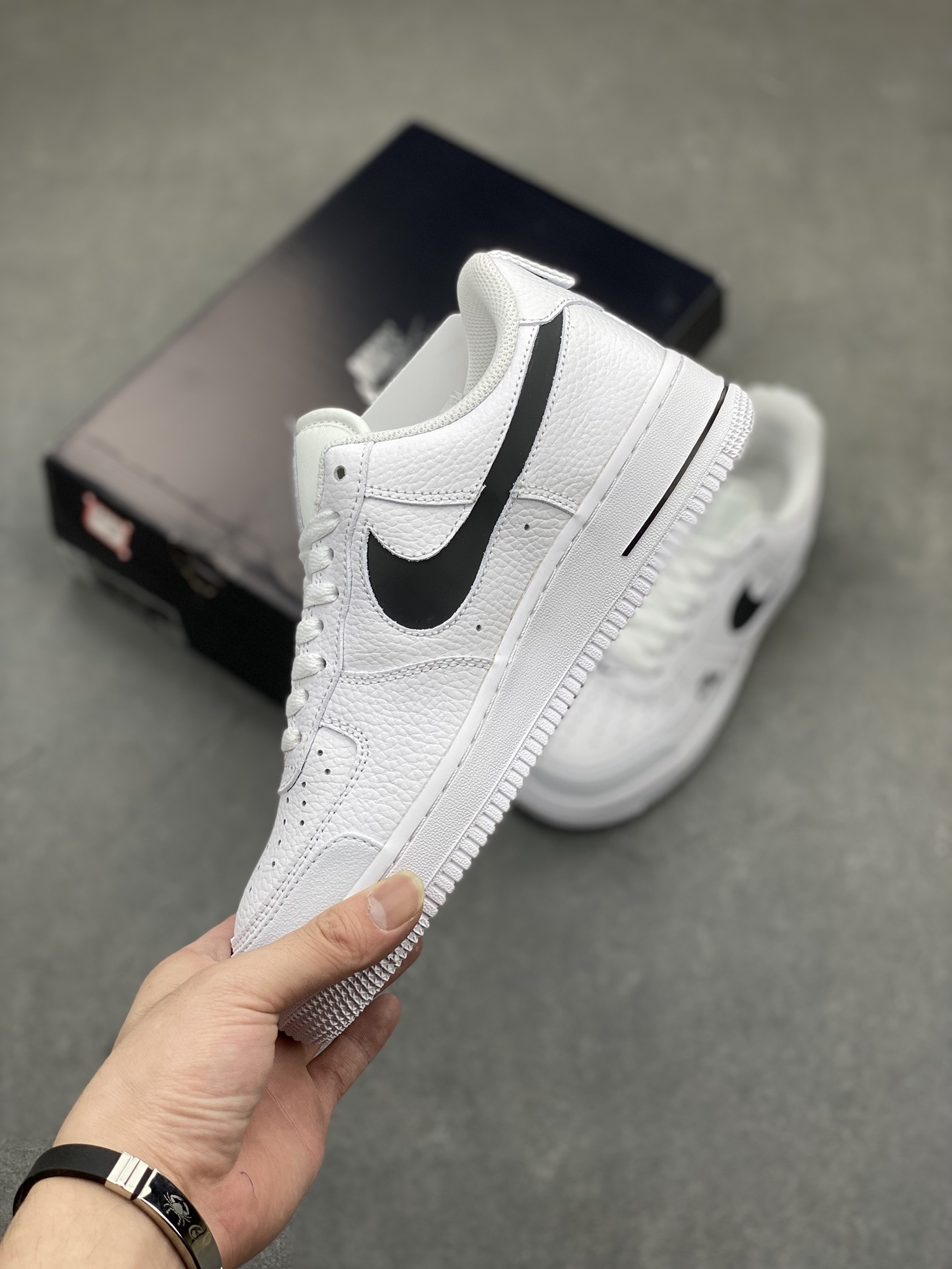 Nike Air Force 1 Premium Low-Top Sneaker - Black & White 4 i1716236673 2436 0
