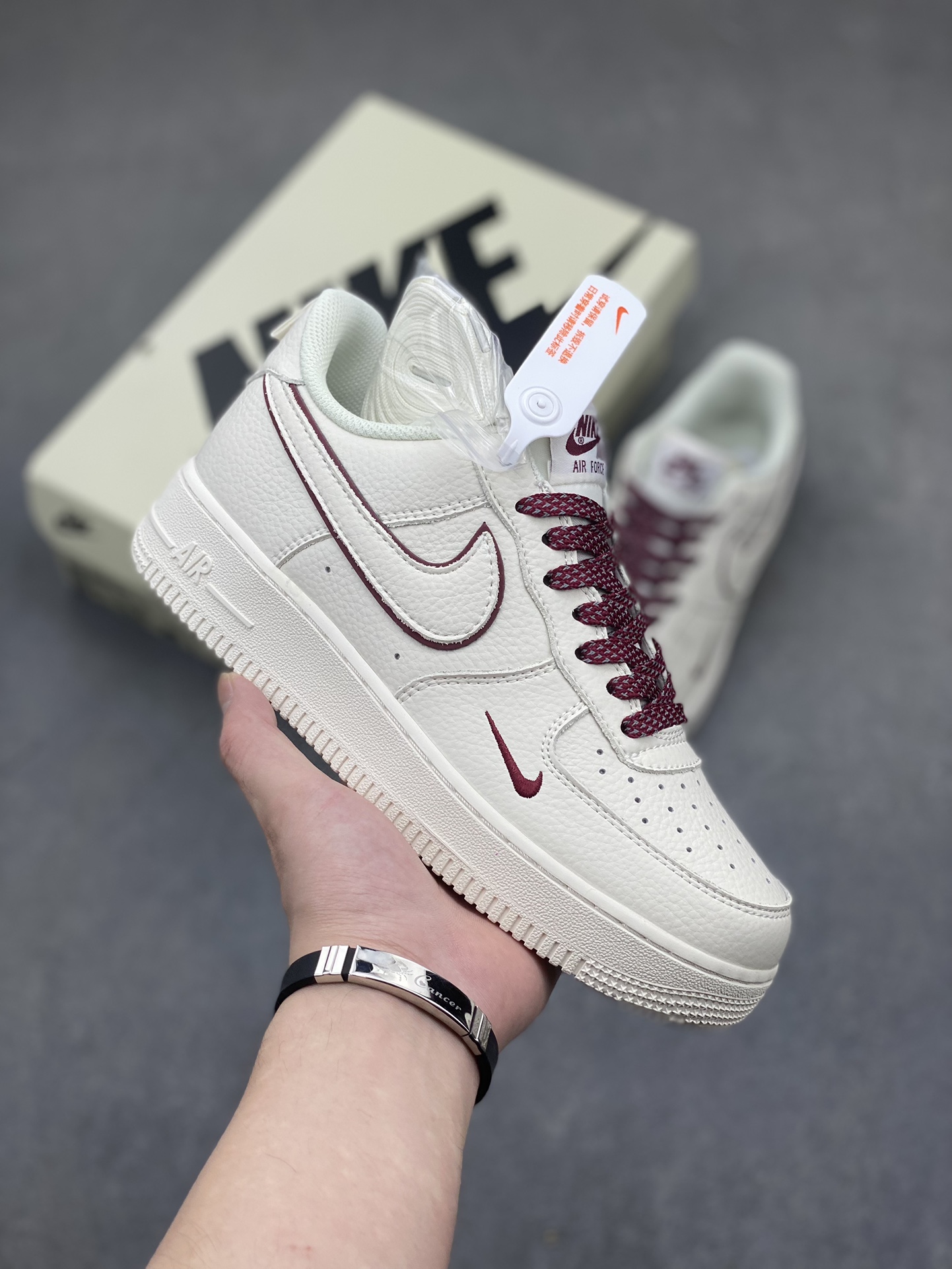Nike Air Force 1 Low '07 'Classic Burgundy' Reflective Low-Top Sneakers 2 i1716324176 9682 0