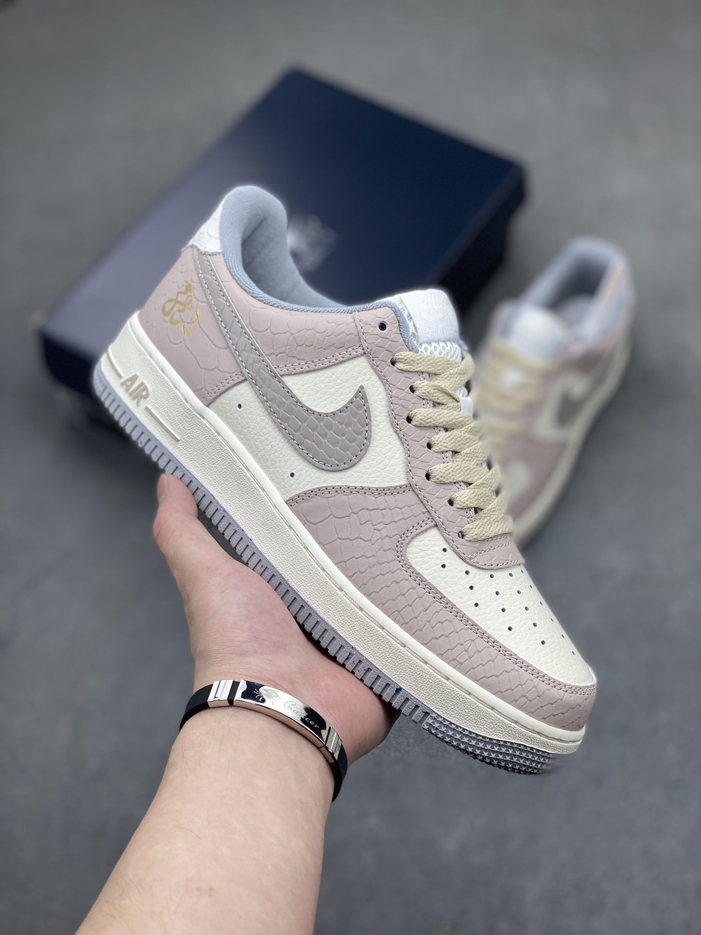 Nike Air Force 1 '07 Low White Python Women's Casual Shoes DX2678-100 2 i1716324269 8254 0