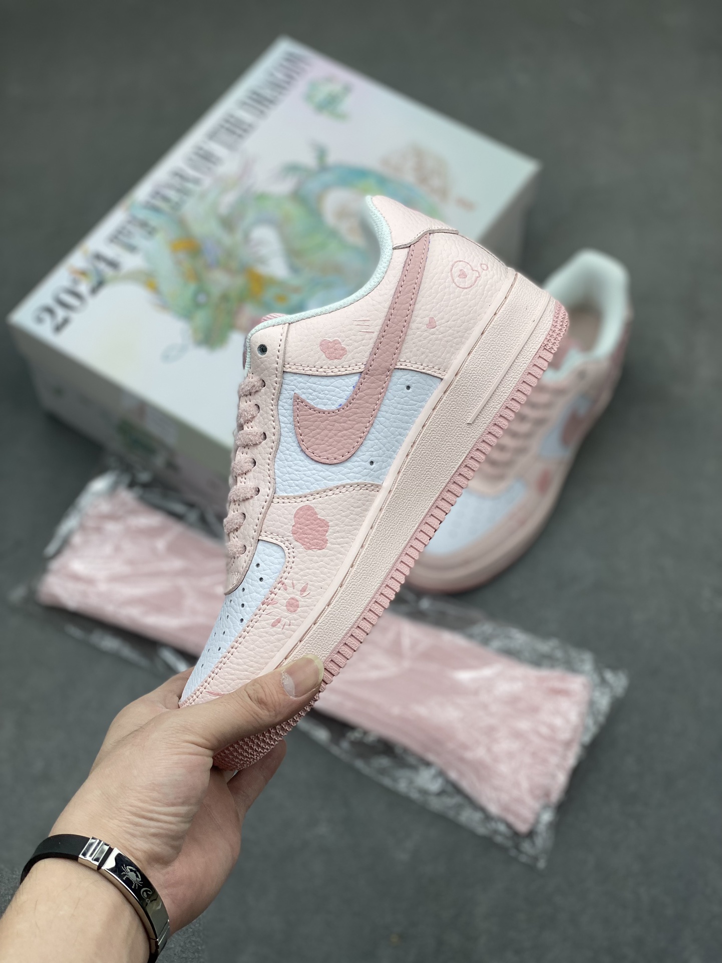 Nike Air Force 1 Low 'Year Of The Dragon' Limited Edition Sneakers 4 i1716493029 5087 0