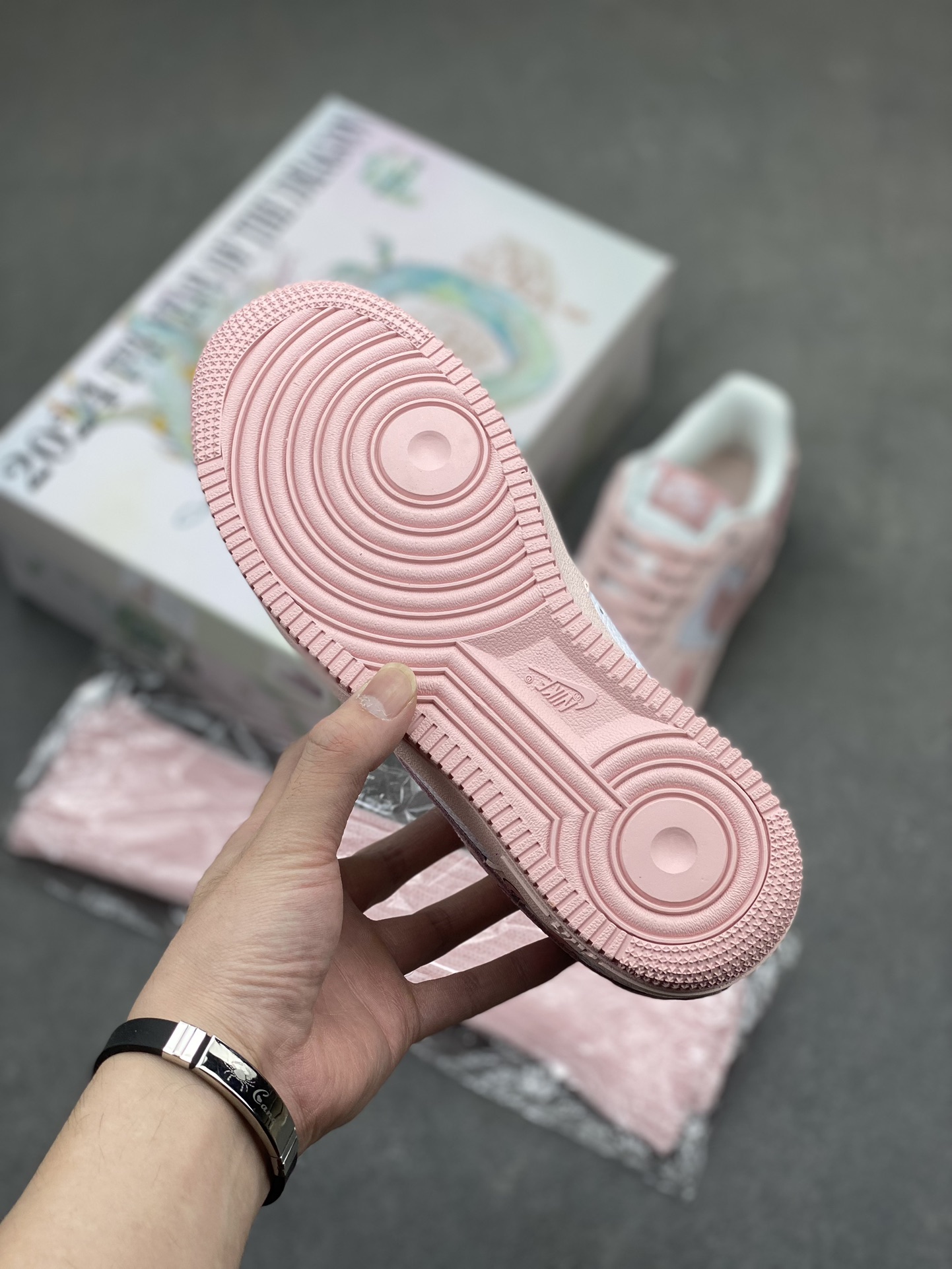 Nike Air Force 1 Low 'Year Of The Dragon' Limited Edition Sneakers 7 i1716493029 5905 2