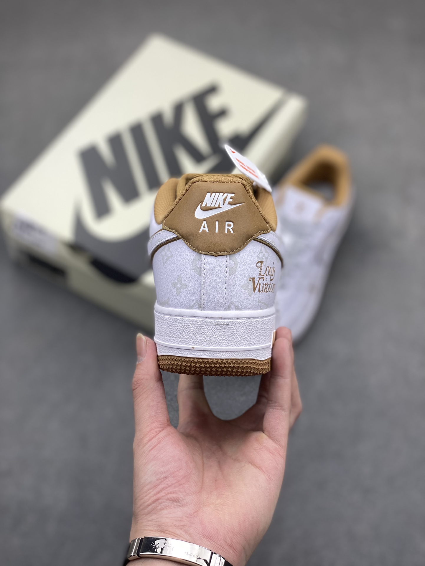 Nike Air Force 1 '07 Low Louis Vuitton Collab Sneakers - Khaki/Night Elf 5 i1716493093 4786 0