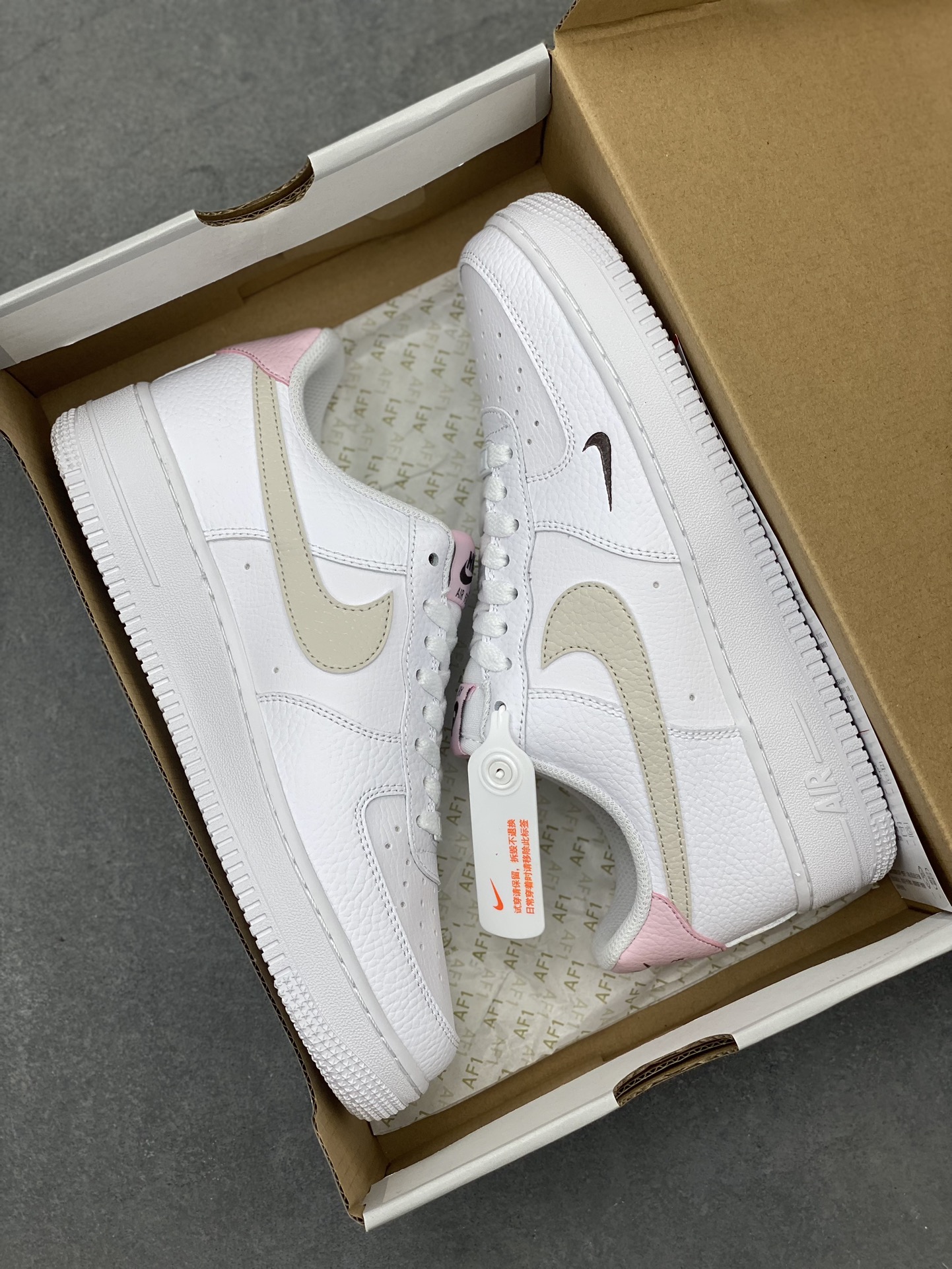 Nike Air Force 1 '07 Low White/Pink Casual Sneakers HF9992-100 10 i1716493220 516 0