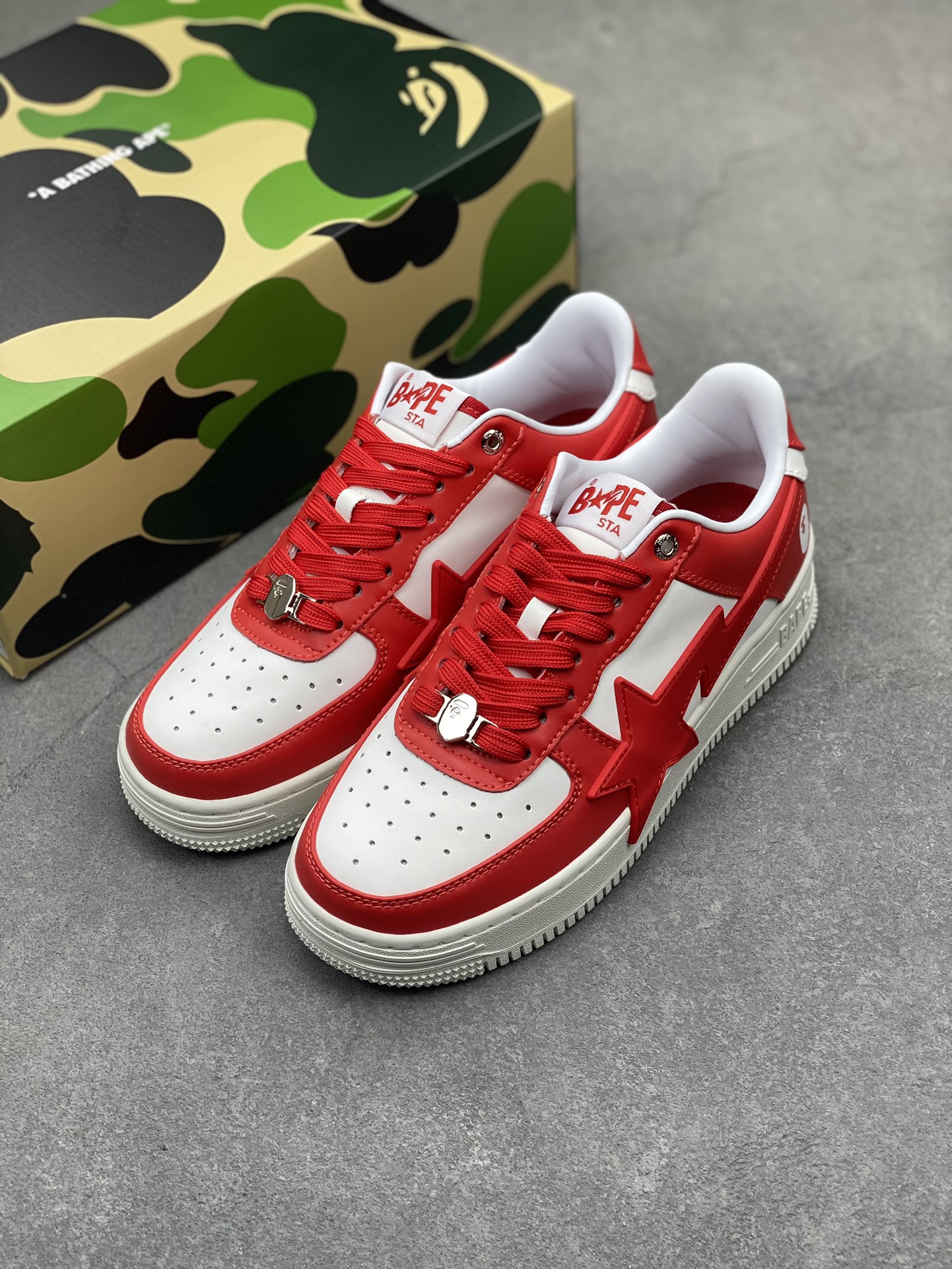 Bape Sk8 Sta To Nigo Low-Top Sneakers - Classic Style & Comfort 9 i1716493274 4675 0