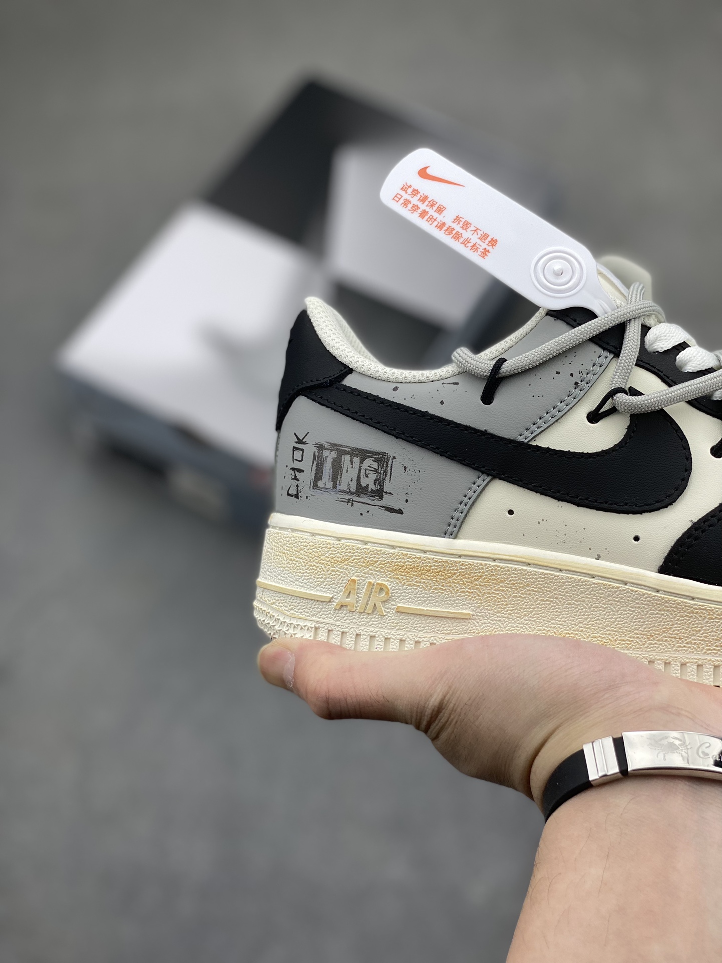 Nike Air Force 1 Low Black/White Custom Edition - Premium Quality Sneakers 6 i1716493448 781 0