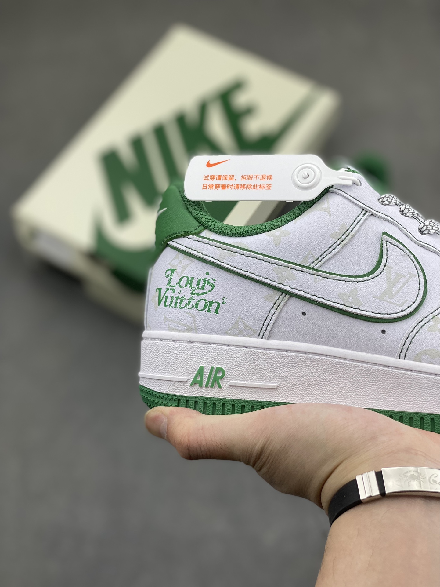 Nike Air Force 1 '07 Low Louis Vuitton Collab Green Sneakers 6 i1716580339 7579 0