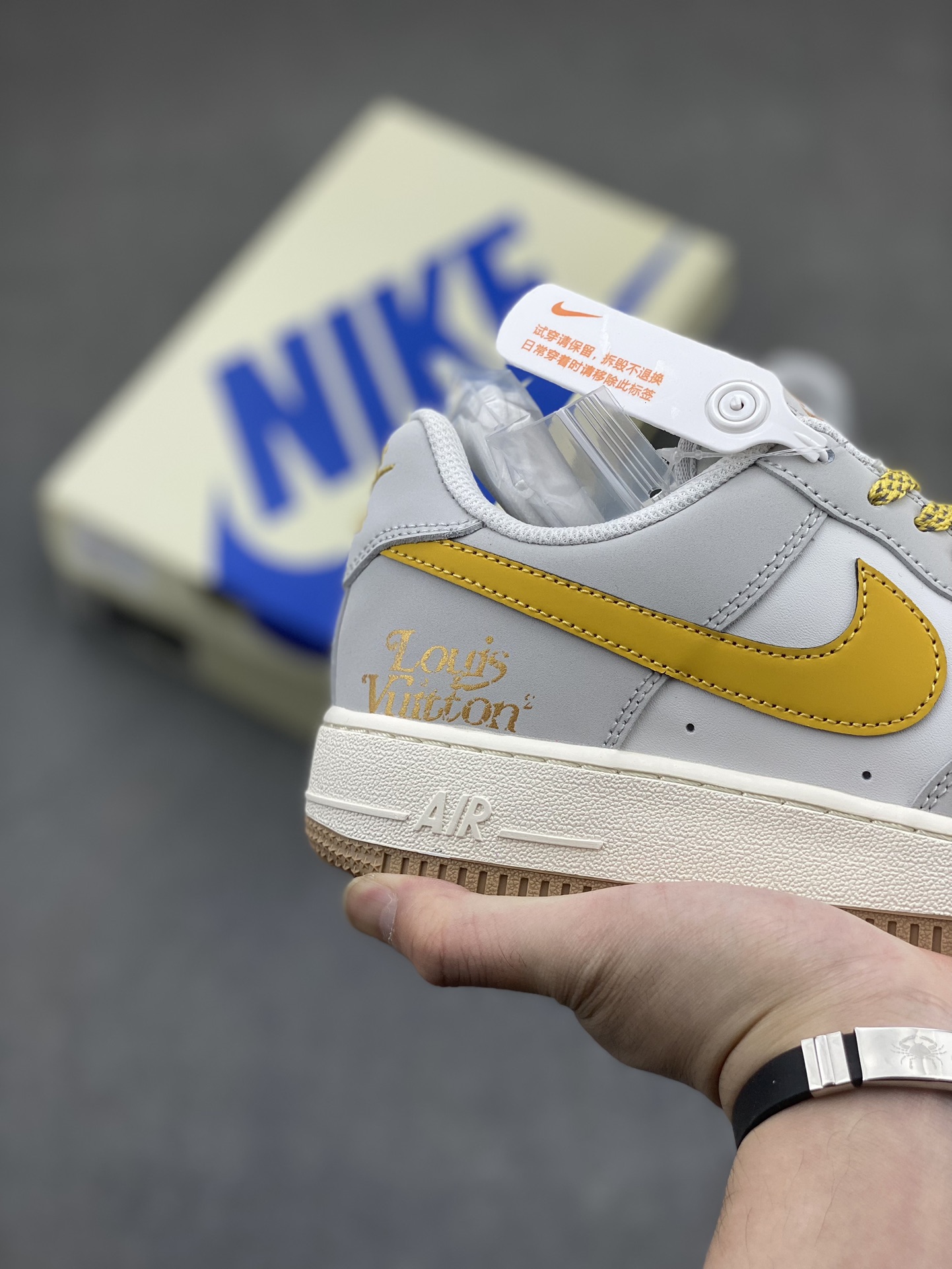 Nike Air Force 1 '07 Low Louis Vuitton Custom Sneakers - Limited Edition 6 i1716580468 5686 7