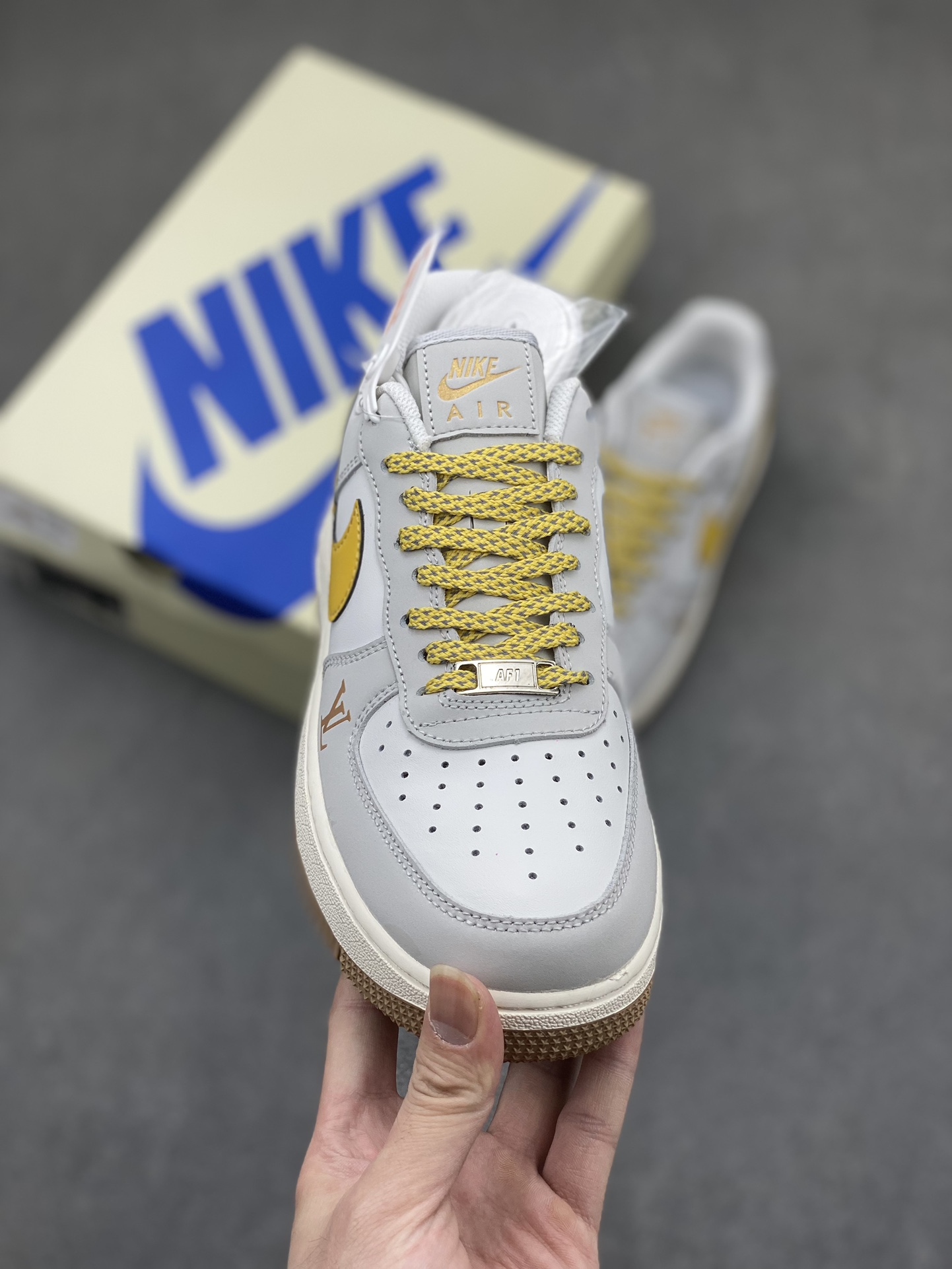 Nike Air Force 1 '07 Low Louis Vuitton Custom Sneakers - Limited Edition 3 i1716580468 8289 5