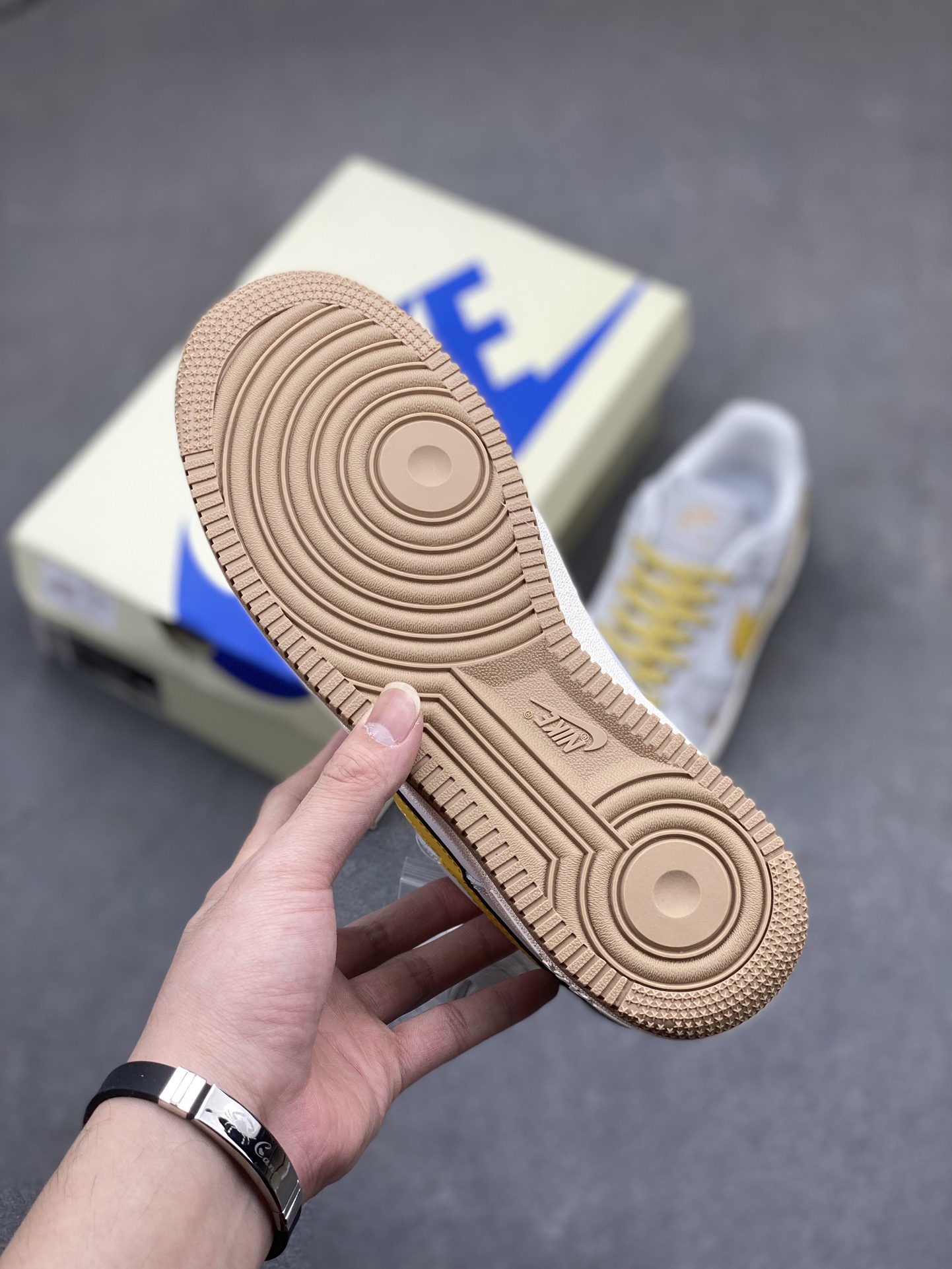 Nike Air Force 1 '07 Low Louis Vuitton Custom Sneakers - Limited Edition 7 i1716580468 9346 8