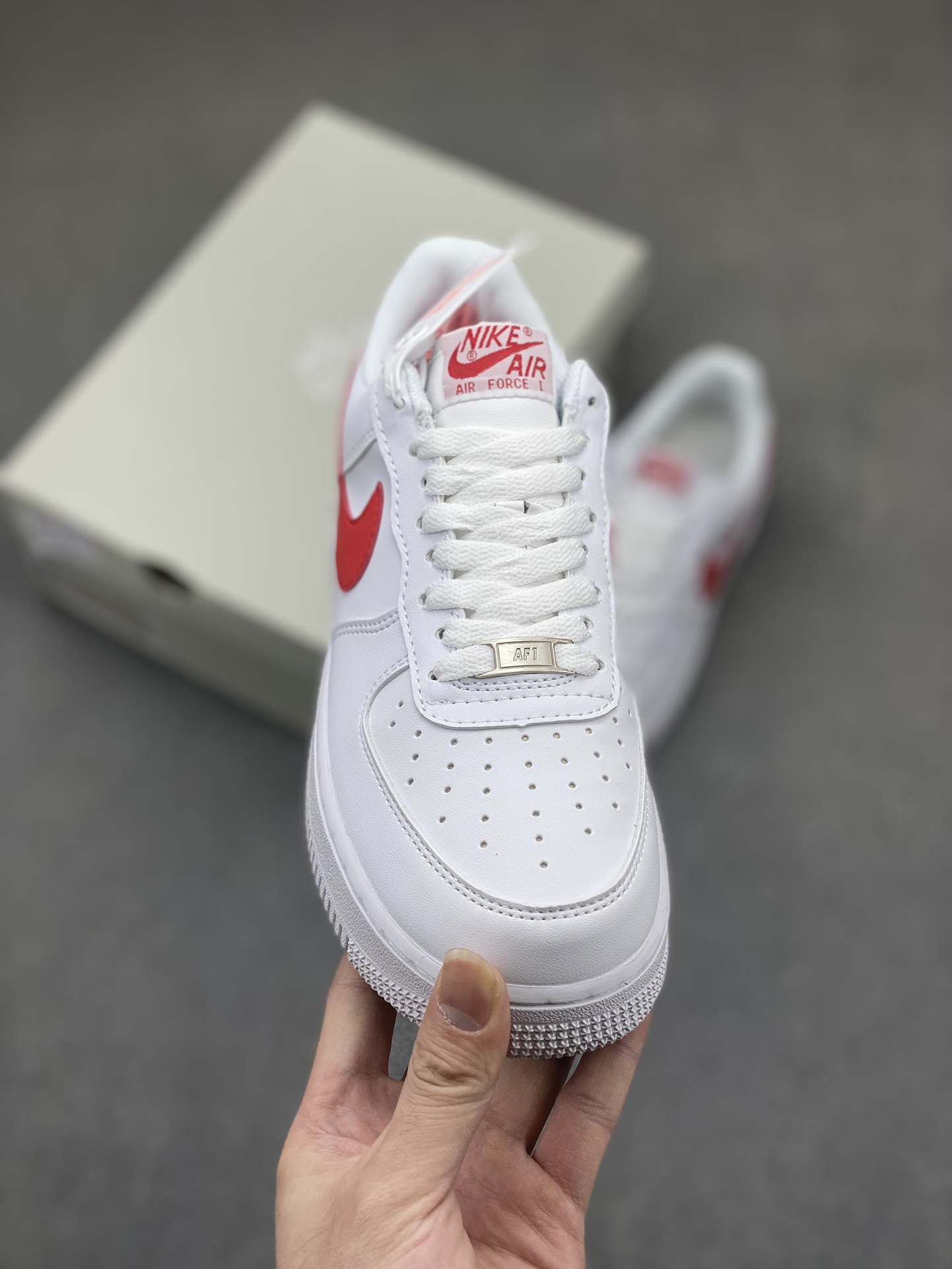 Supreme x Nike Air Force 1 '07 Low White/Red - Limited Edition Sneakers 3 i1716580535 6524 6