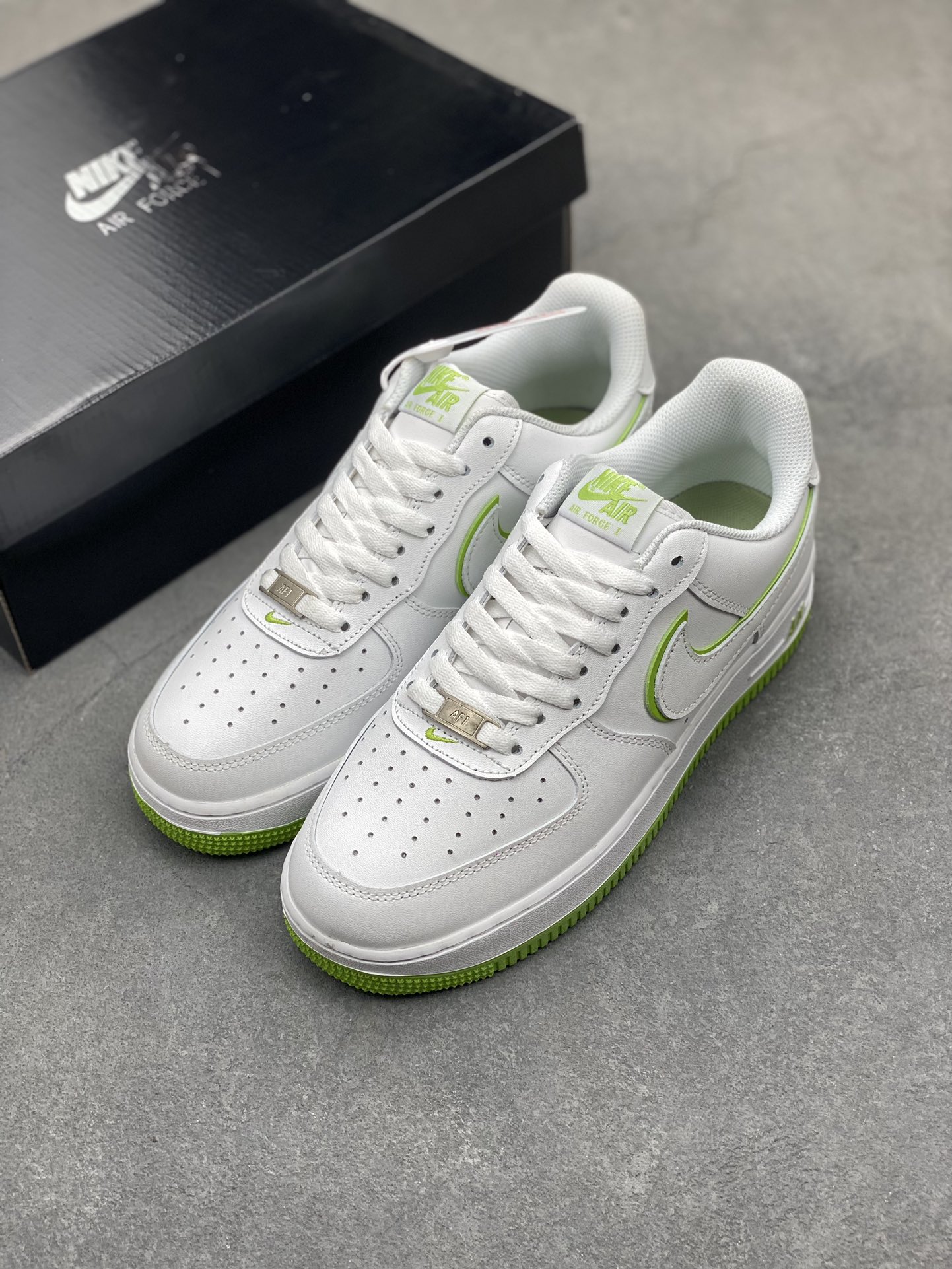 Nike Air Force 1 '07 Low White/Lime Green - DV0788-105 Authentic Sneakers 9 i1716667699 4865 6