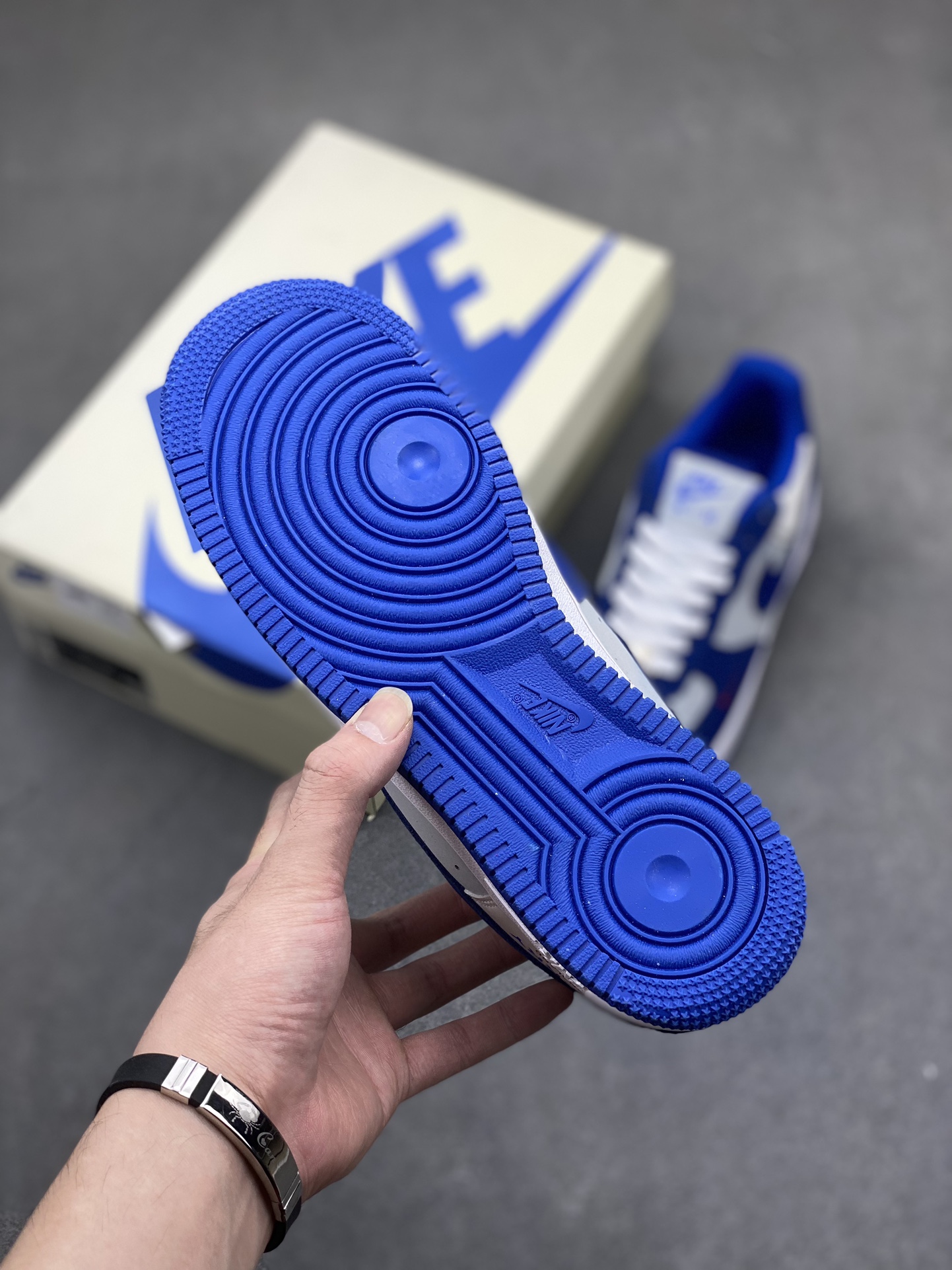 Nike Air Force 1 '07 Low Blue/Grey Custom Sneakers with Burberry Detailing 7 i1716669497 5136 0