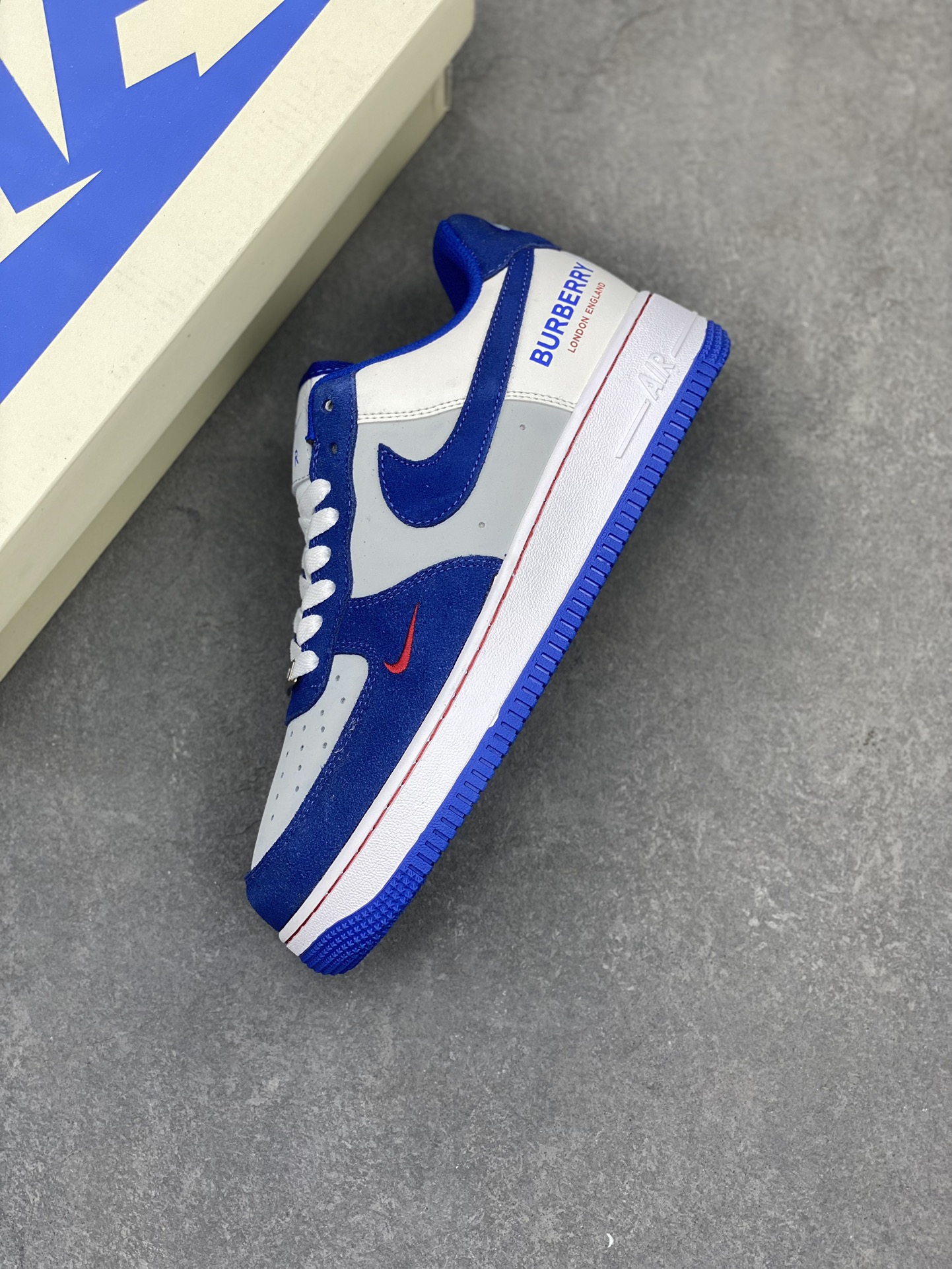 Nike Air Force 1 '07 Low Blue/Grey Custom Sneakers with Burberry Detailing 8 i1716669497 9776 0