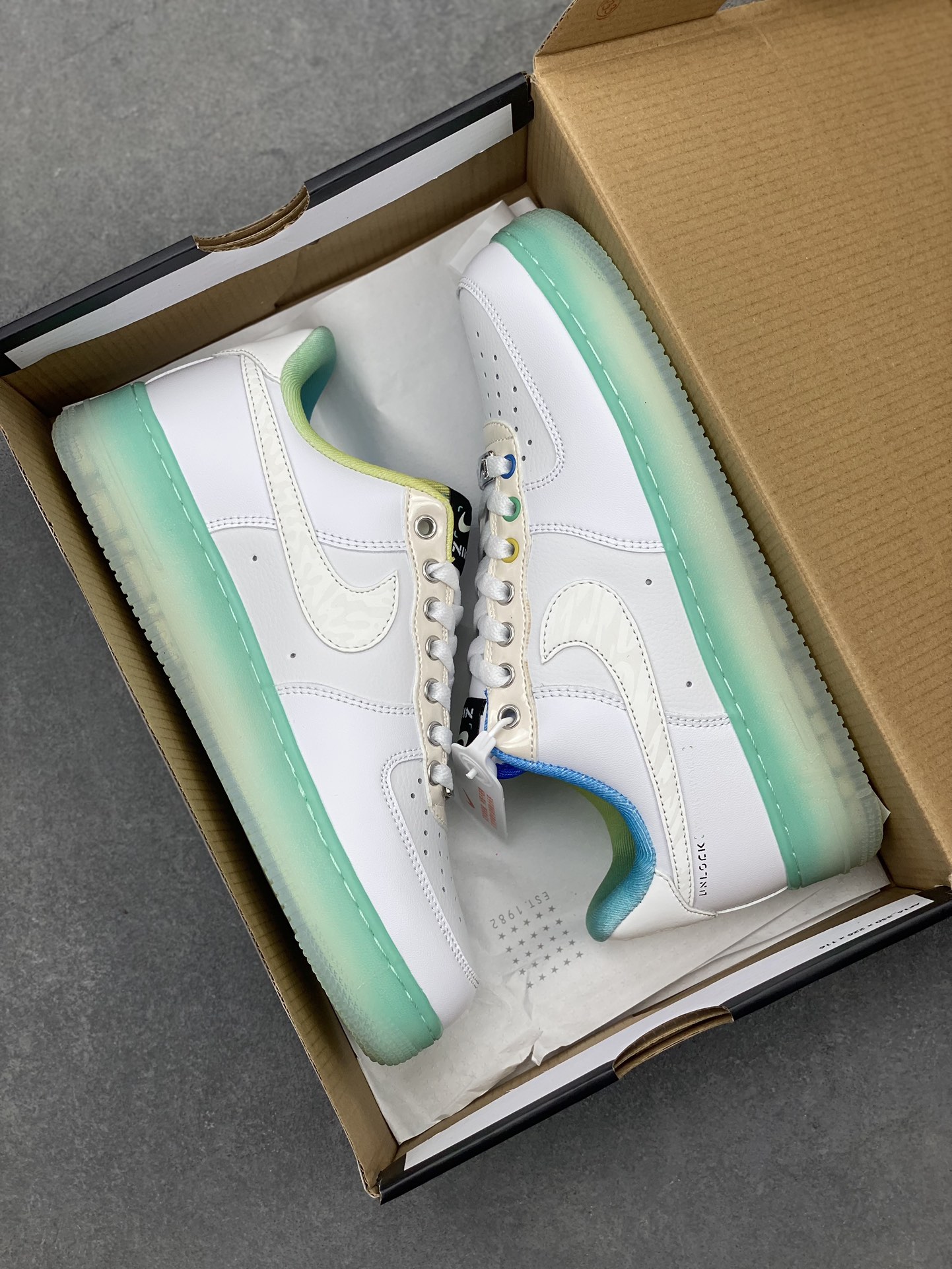 Nike Air Force 1 '07 Low White/Multi-Color Casual Sneakers FJ7066-114 10 i1716669534 1130 6