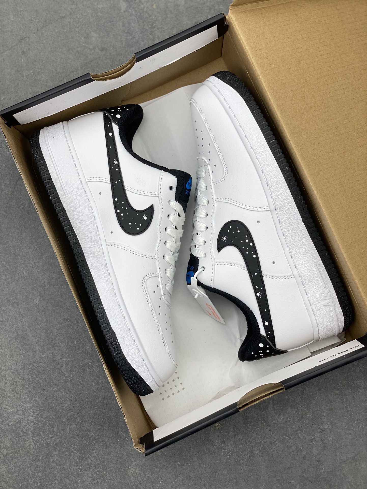 Nike Air Force 1 '07 Low White/Black Sneakers FV6656-100 10 i1716669643 1135 0