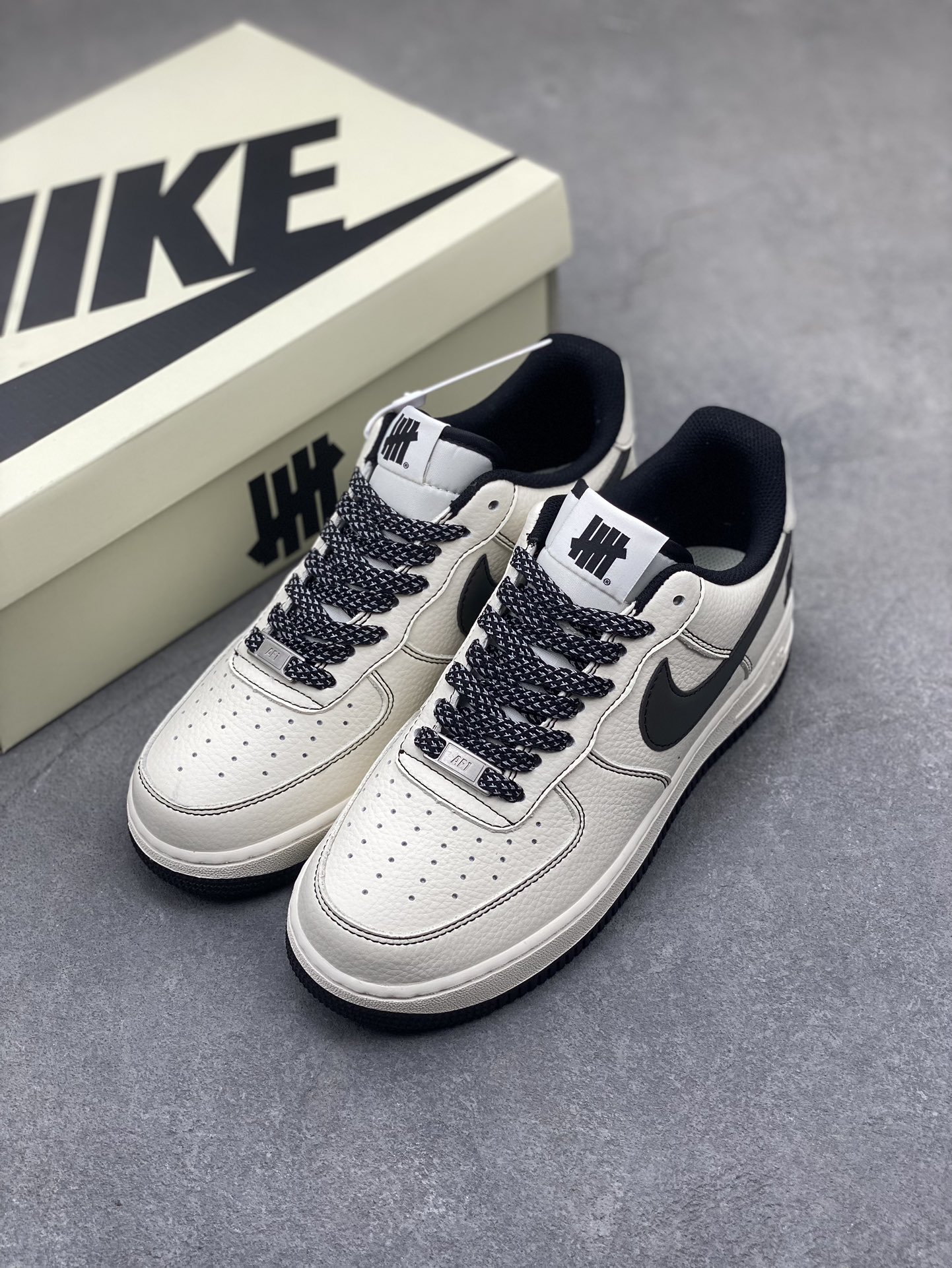 Undefeated x Nike Air Force 1 Low 'Night Marauder' Limited Edition Sneakers 9 i1716833499 3483 8