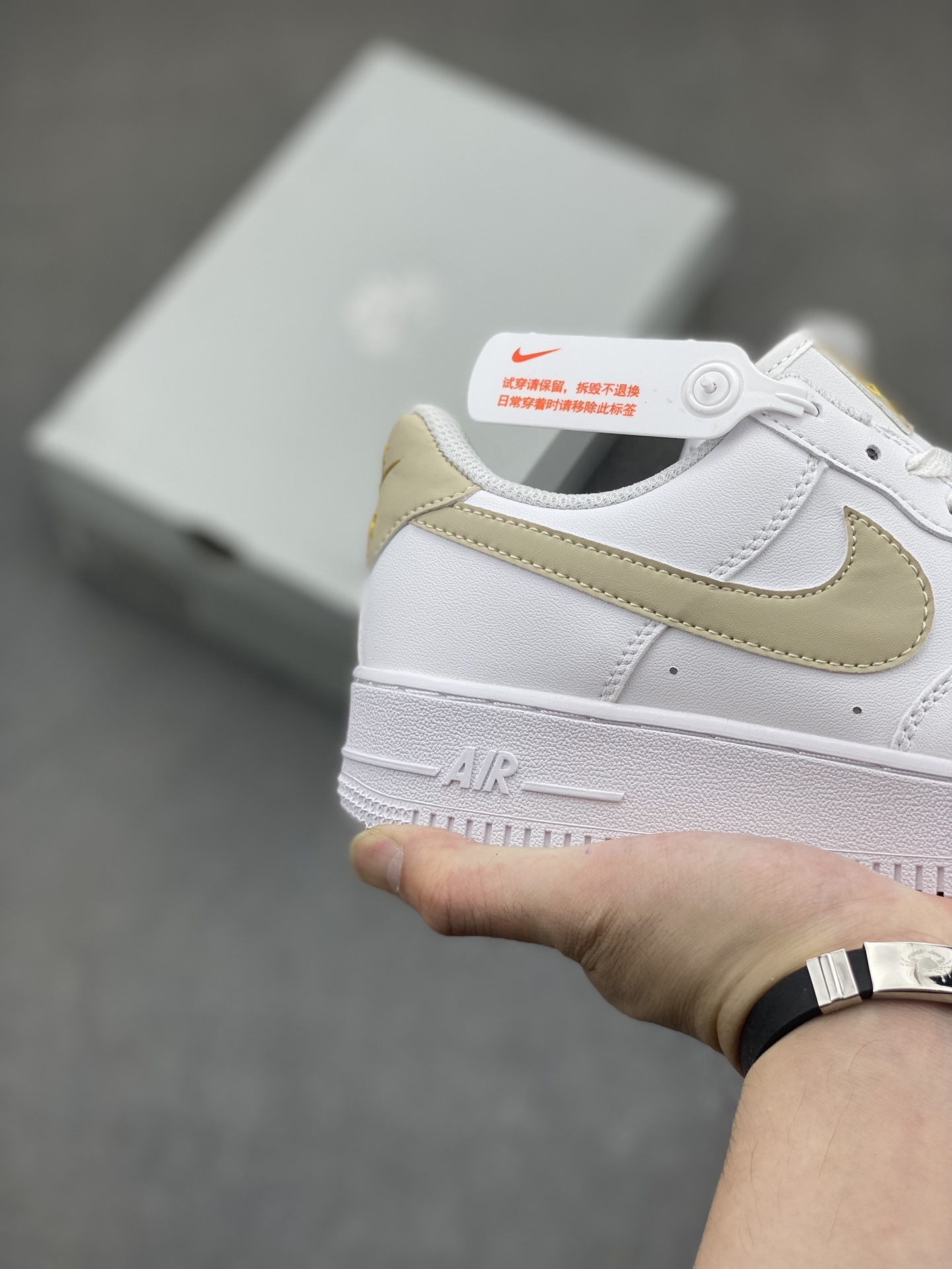 Nike Air Force 1 Low White/Gold Athletic Shoes - Premium Quality & Comfort 6 i1716834159 324 0