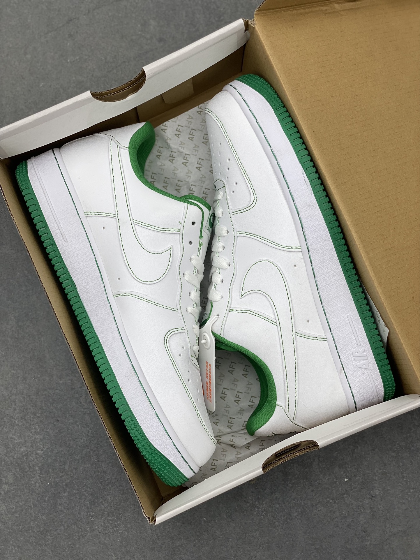 Nike Air Force 1 Low White Green Casual Sneakers - Iconic Style & Comfort 10 i1716834411 7325 0