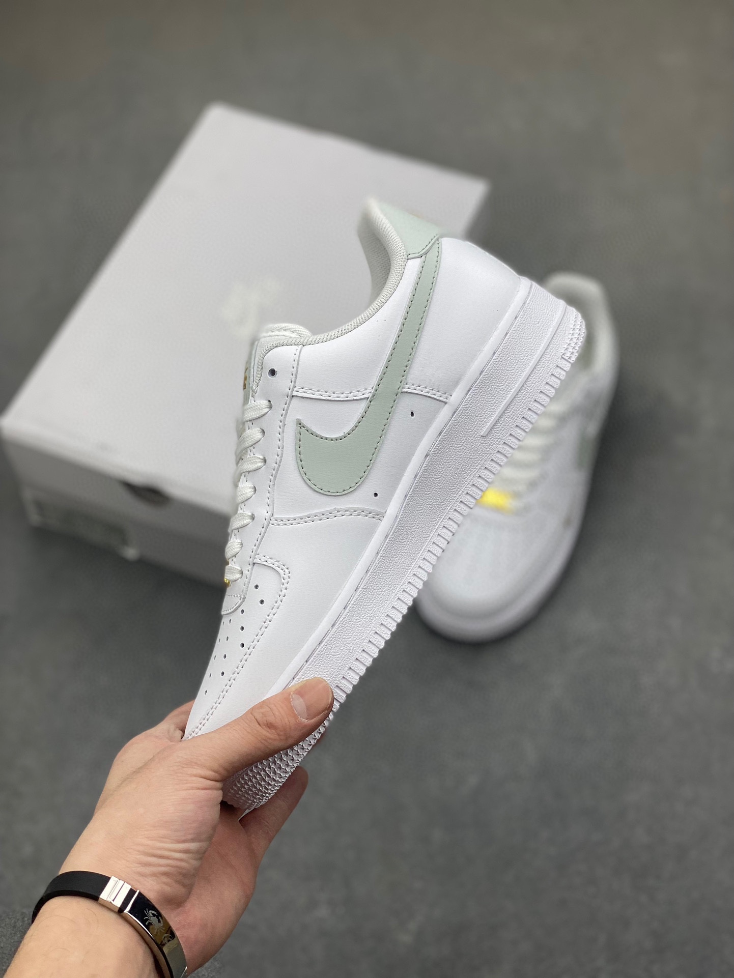Nike Air Force 1 '07 Low White CZ0270-106 - Authentic Design & Comfort 4 i1716836650 241 1